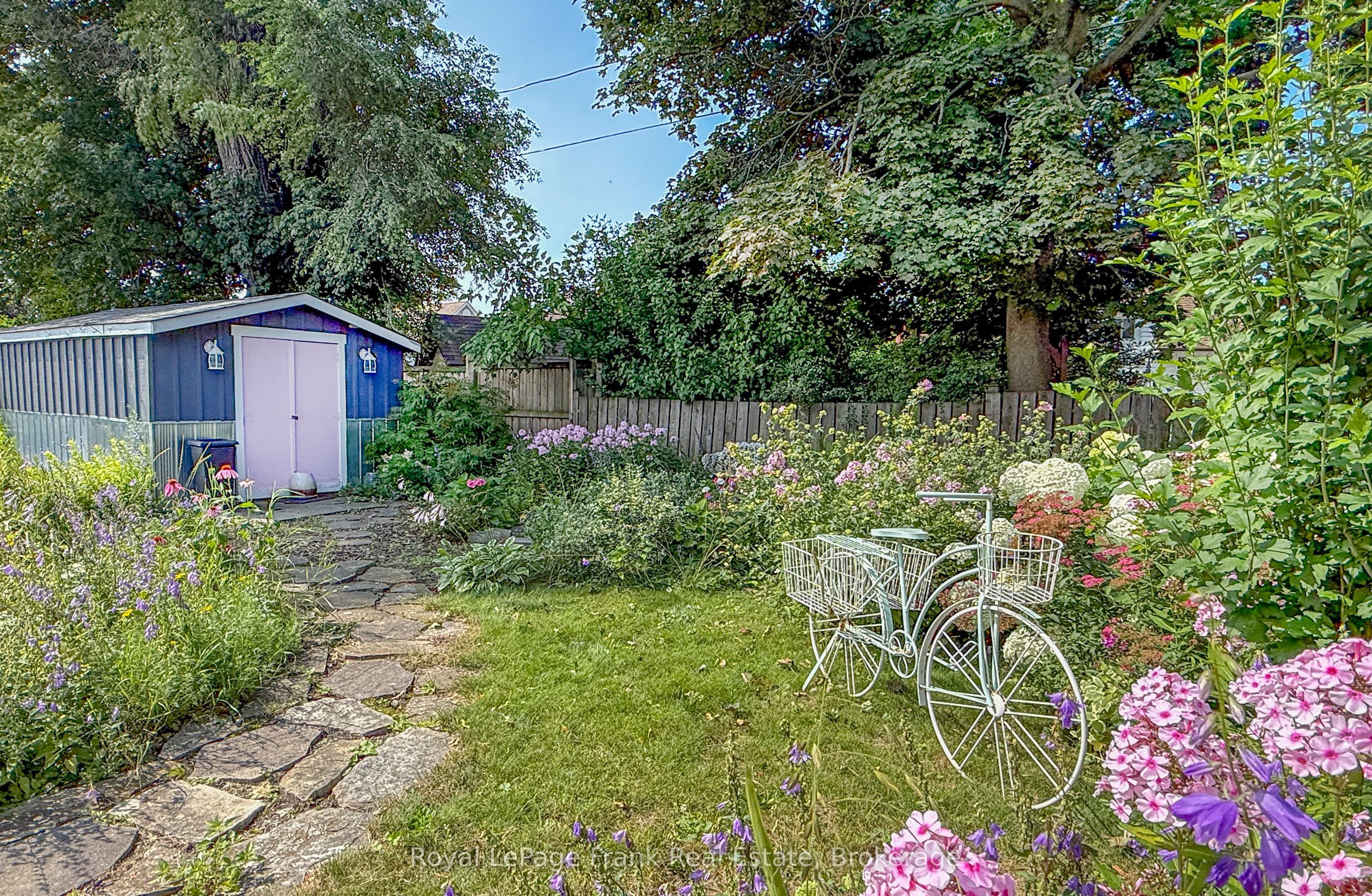 100 Admiral Road Property Photo 40