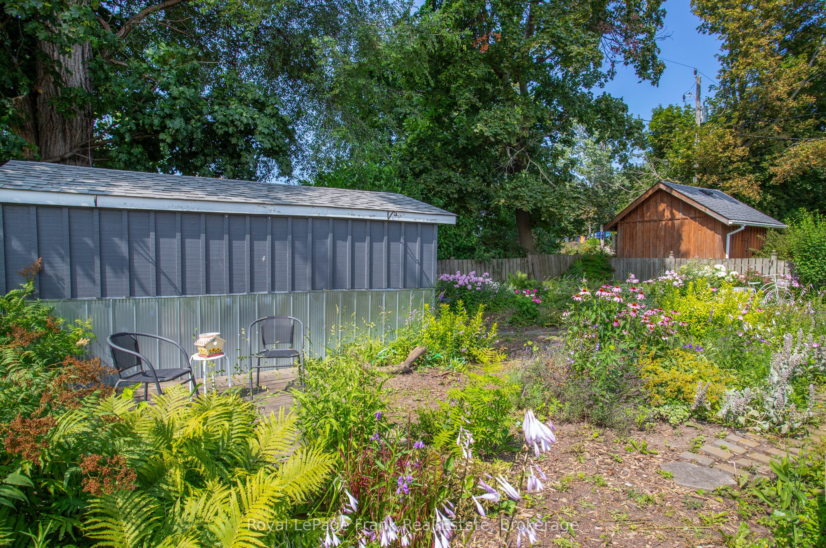 100 Admiral Road Property Photo 41