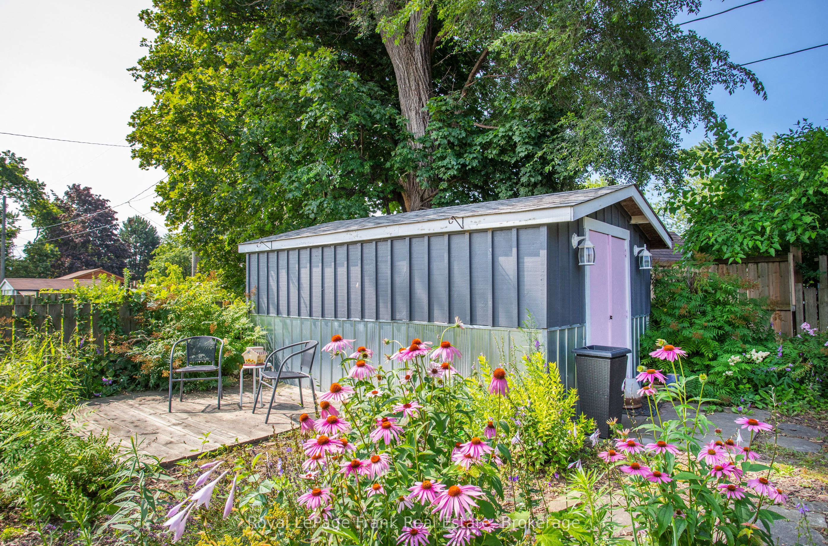 100 Admiral Road Property Photo 43