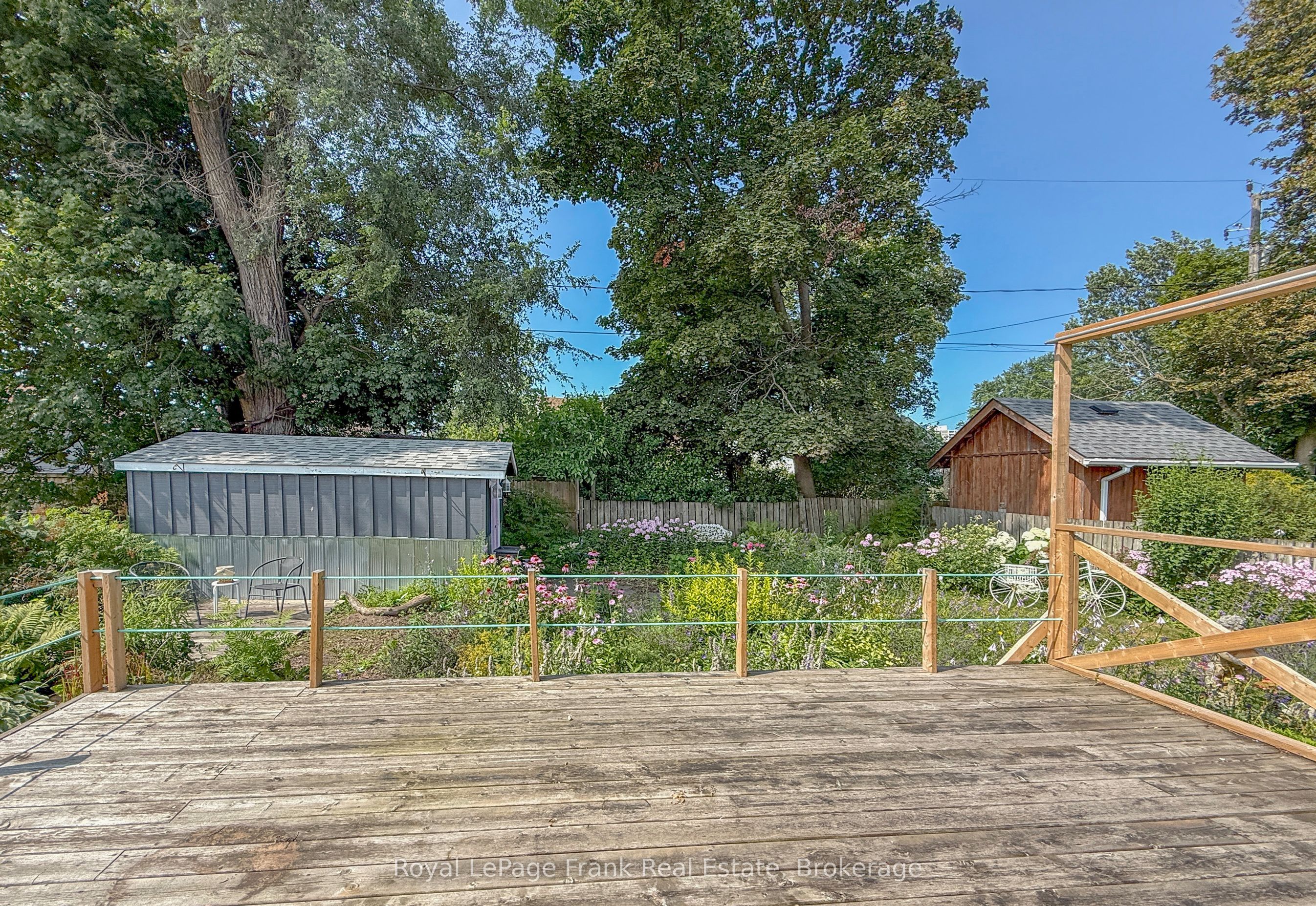 100 Admiral Road Property Photo 44