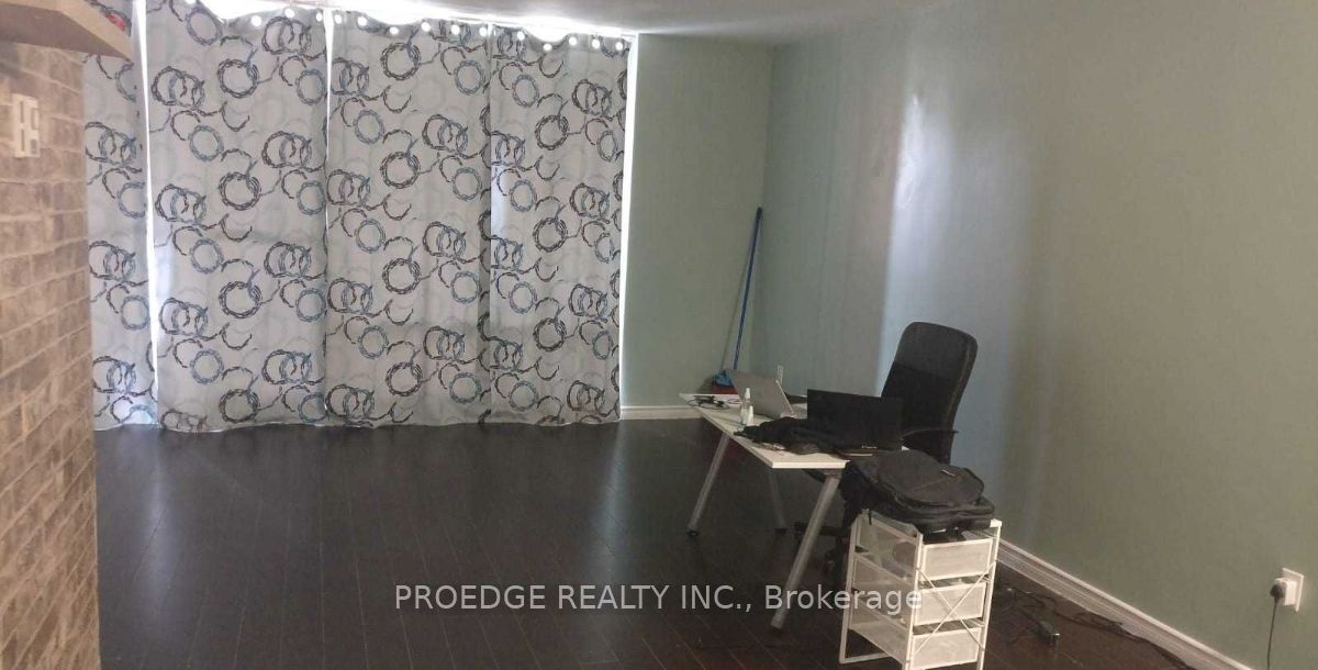 5 Massey Square 102 Property Photo 4