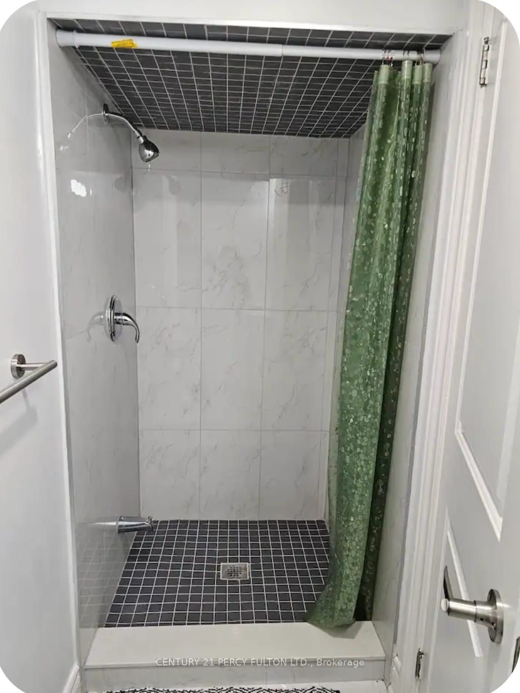 54 Baycliffe Drive 2 Property Photo 9
