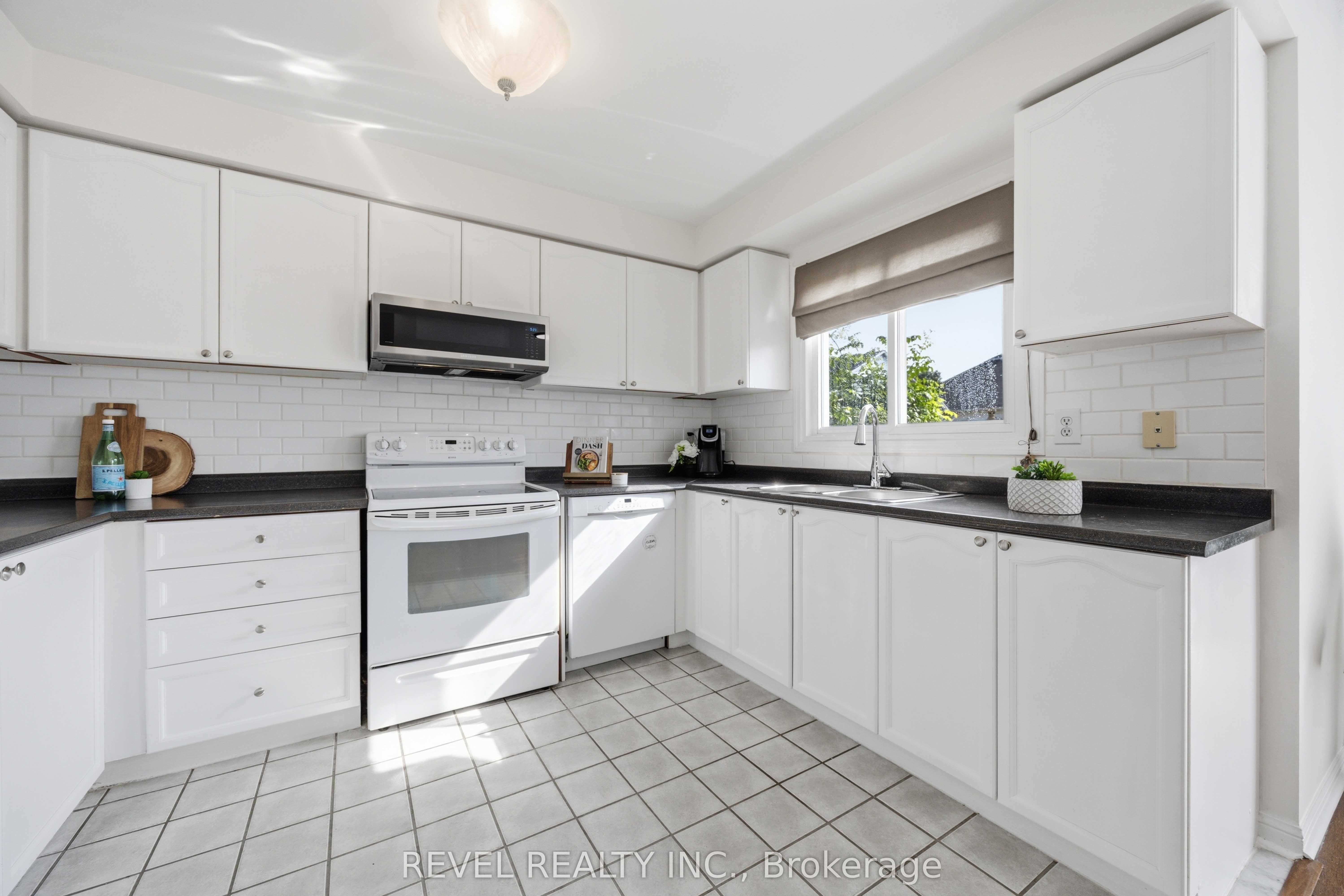 56 Greengrove Way Property Photo 16