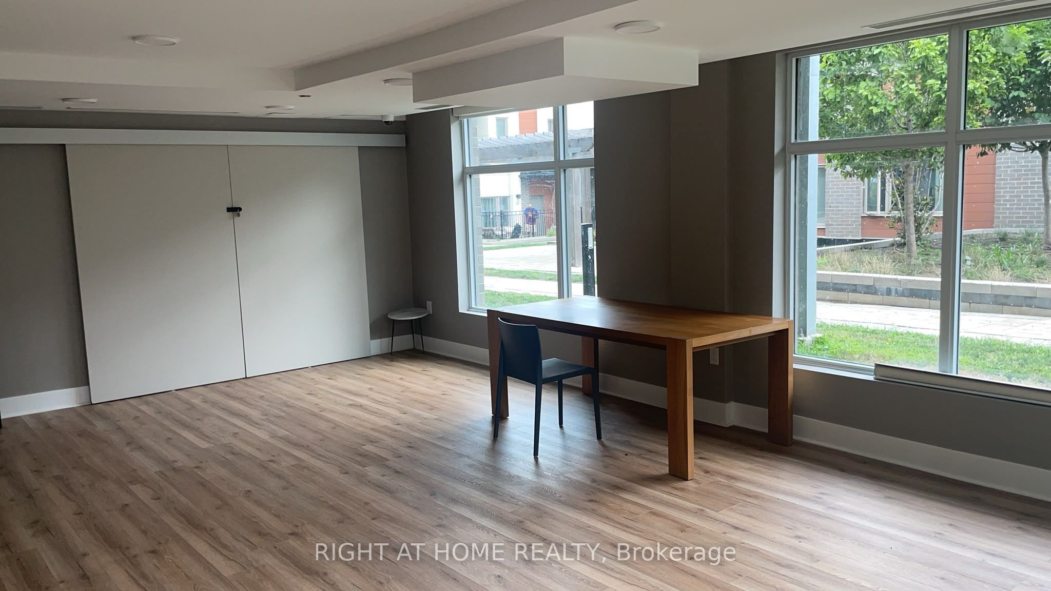 5131 Sheppard Avenue E 401 Property Photo 10