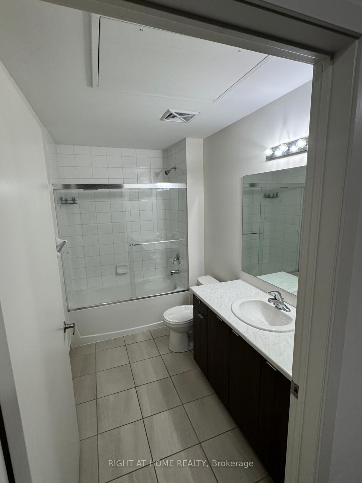 5131 Sheppard Avenue E 401 Property Photo 23
