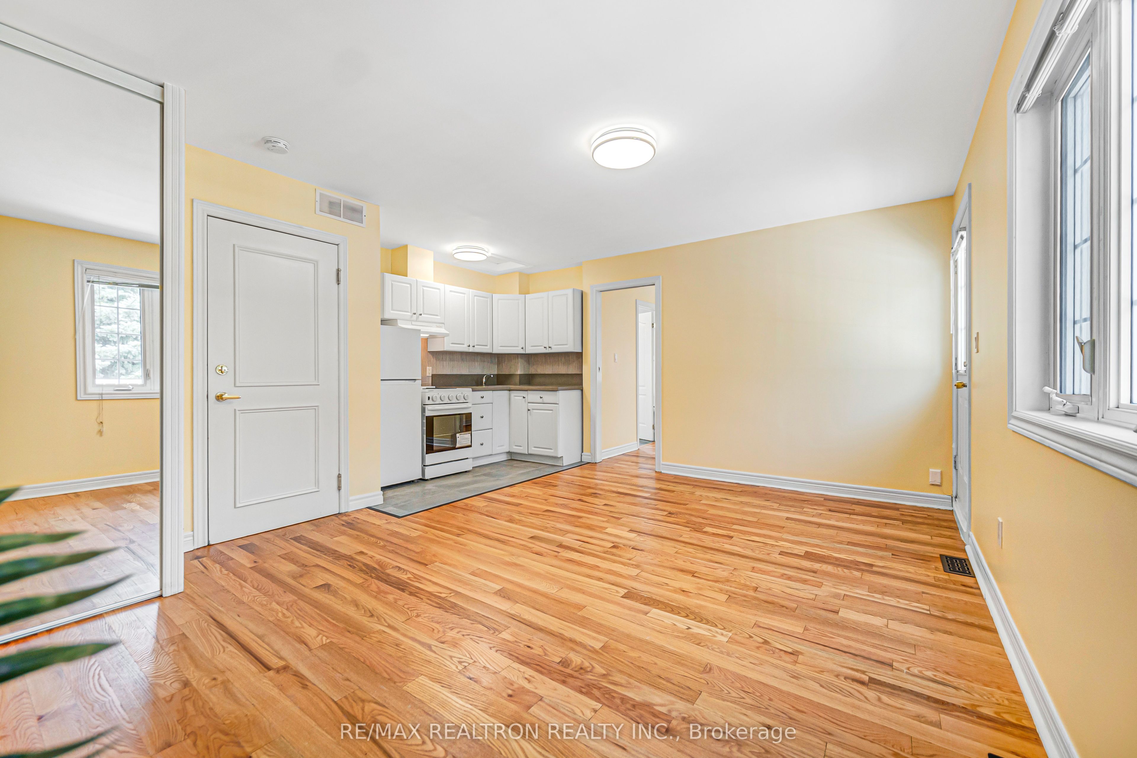 454 Donlands Avenue Property Photo 17