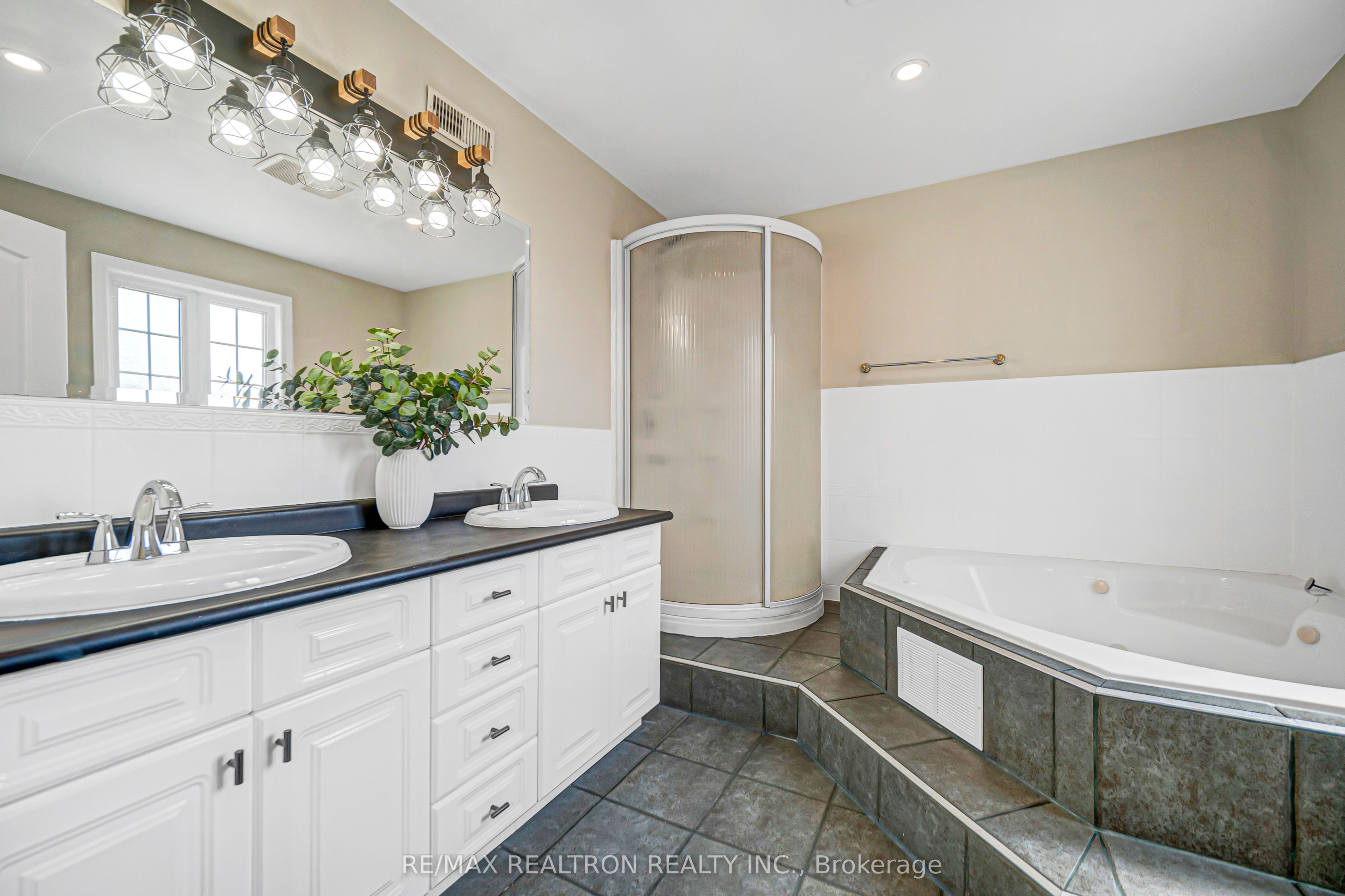 454 Donlands Avenue Property Photo 23