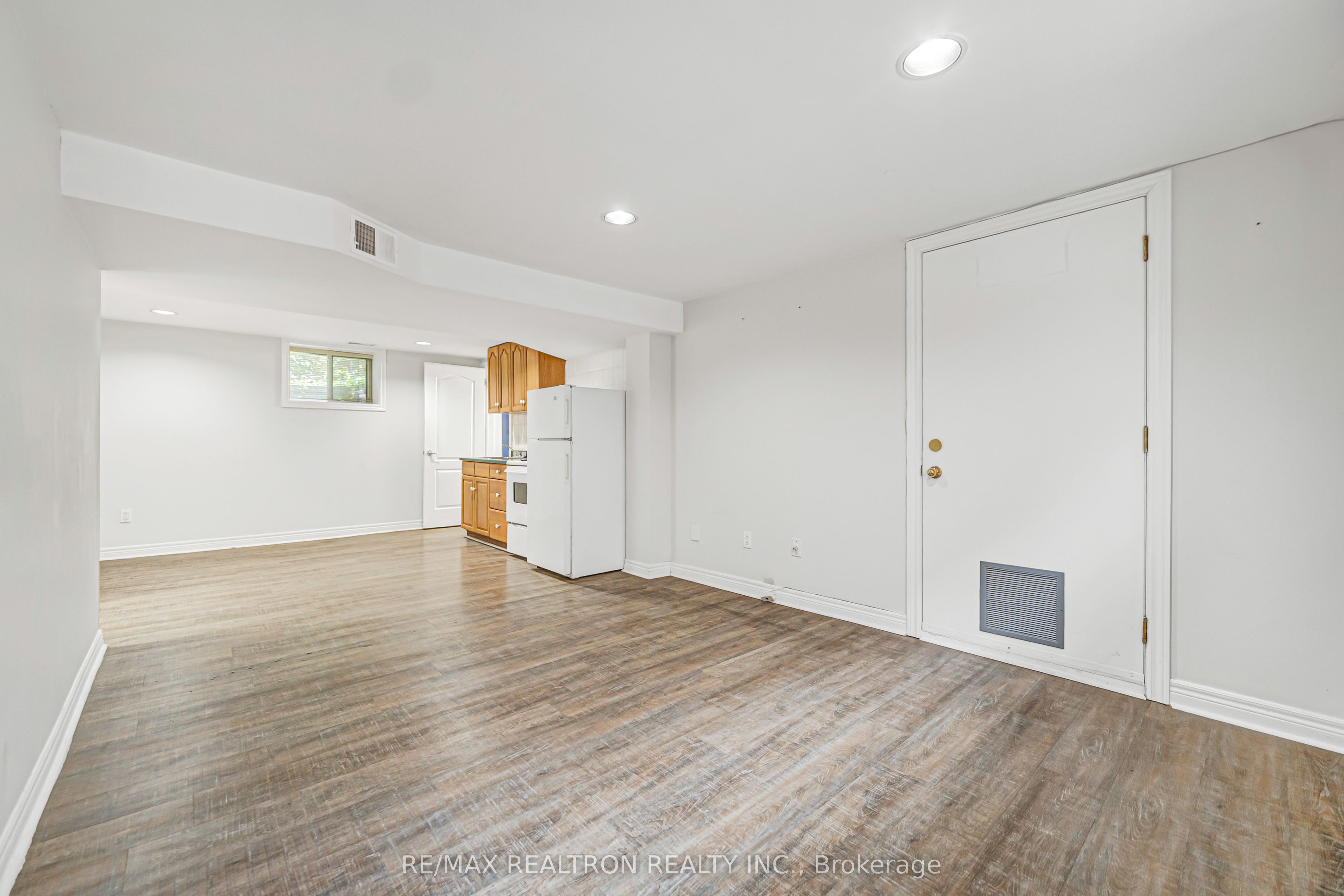 454 Donlands Avenue Property Photo 43