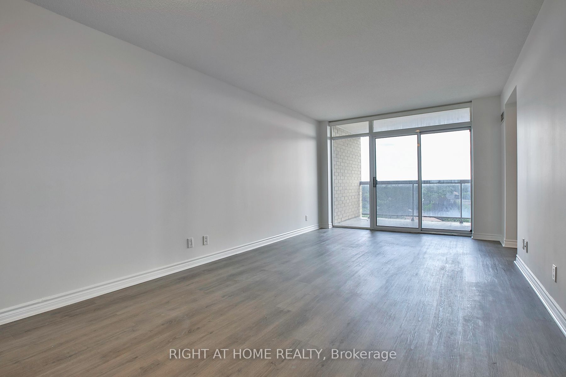 18 Mondeo Drive 626 Property Photo 13