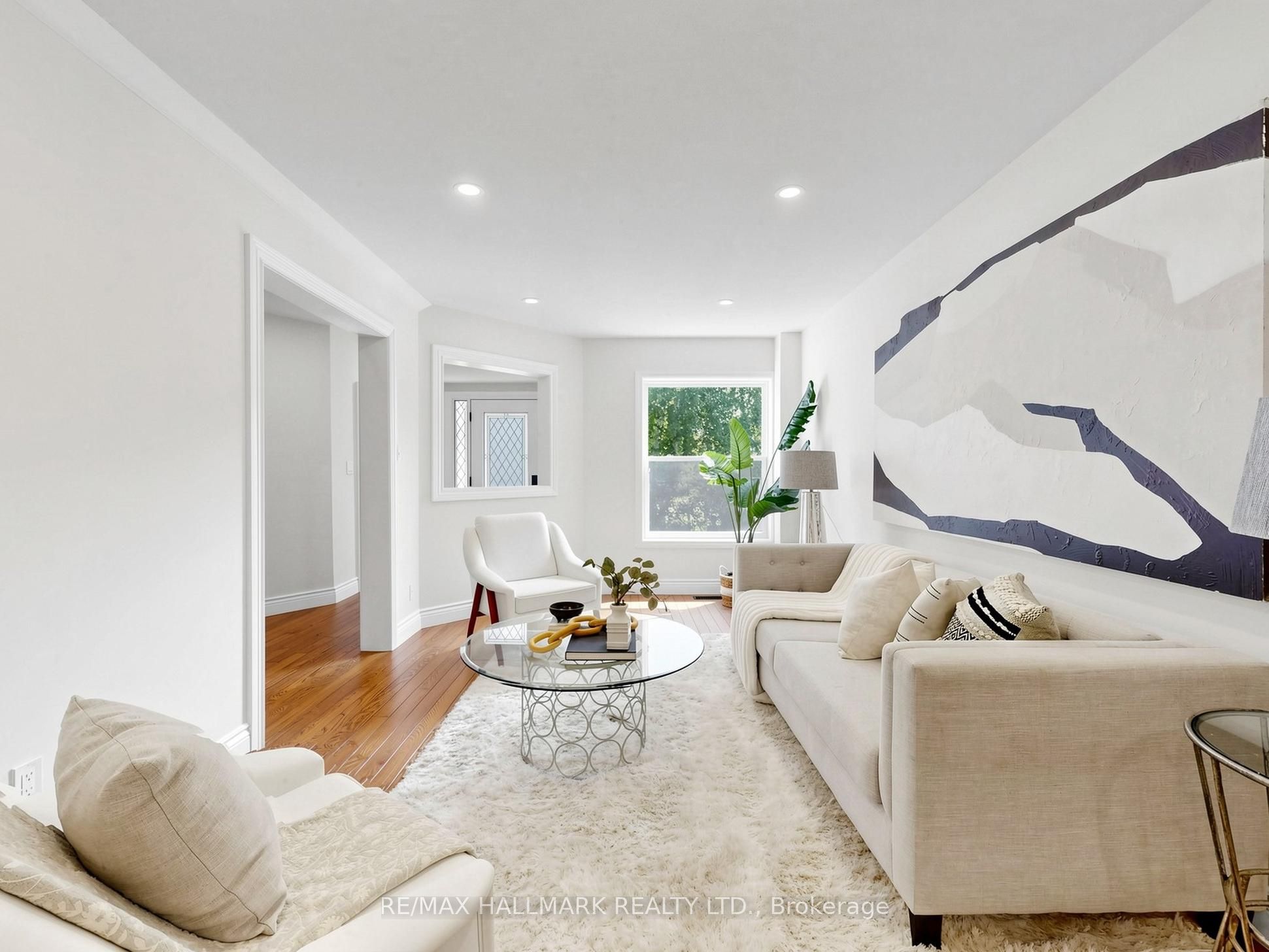 18 Howes Street Property Photo 6