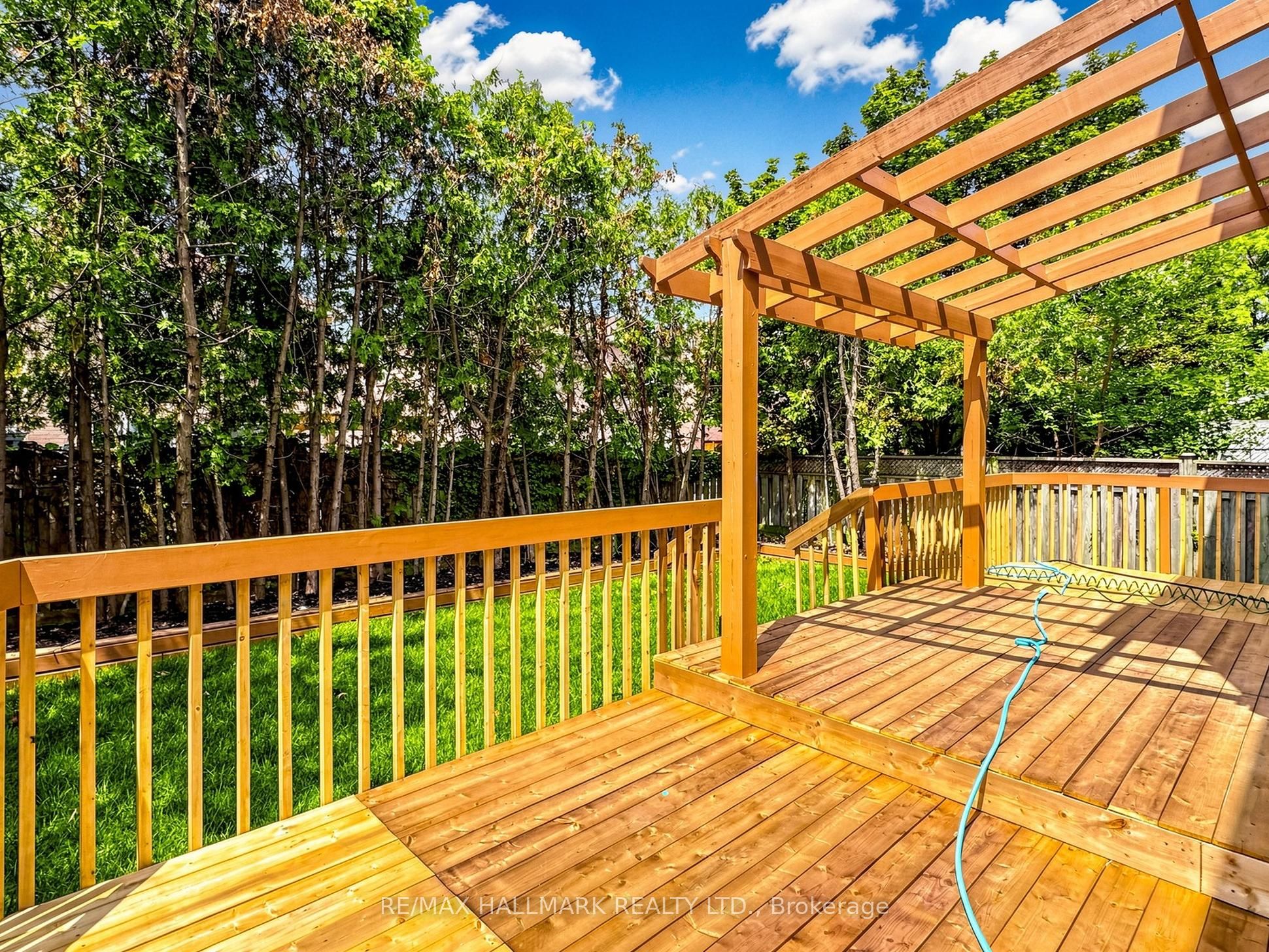 18 Howes Street Property Photo 46