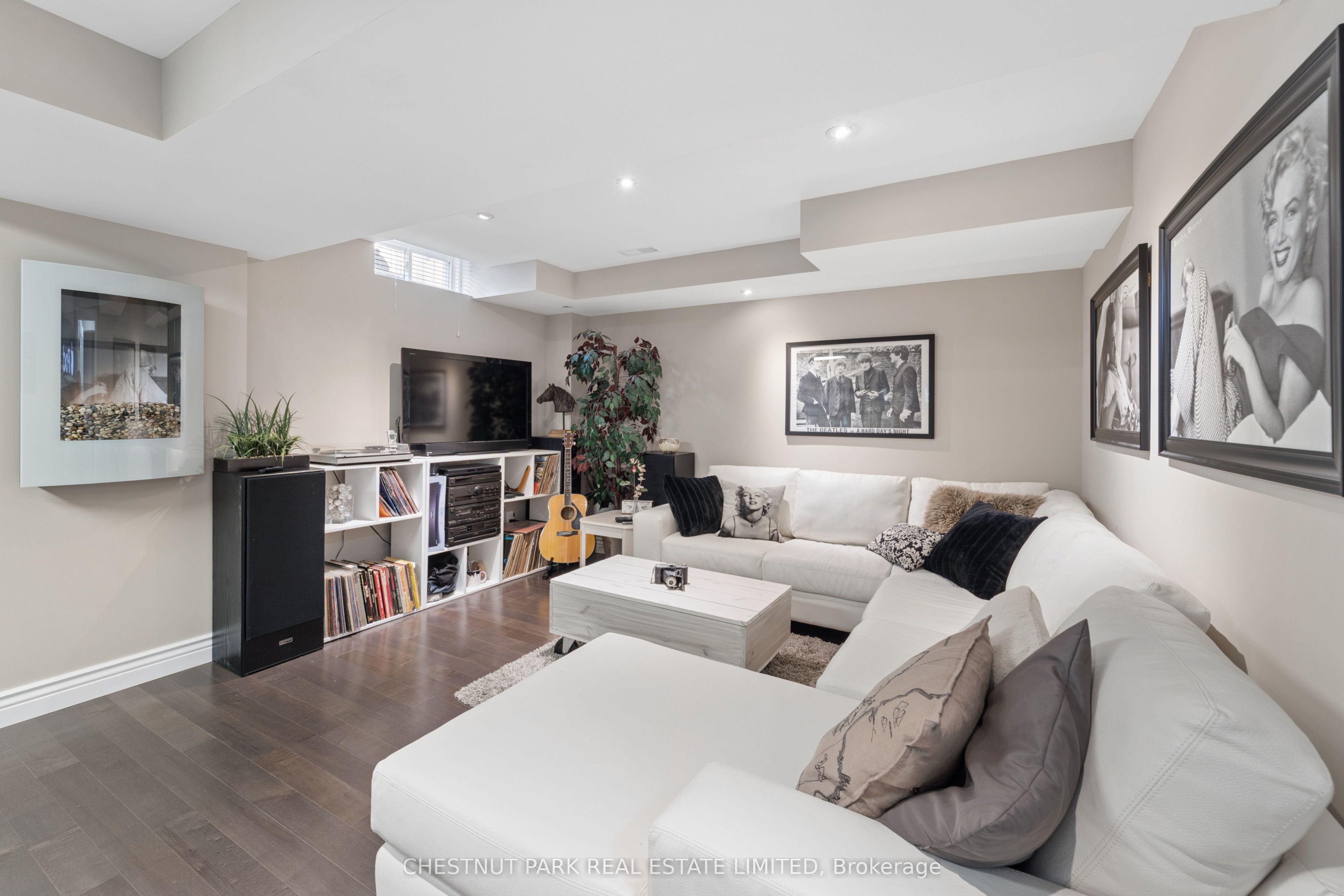52 Bexley Crescent Property Photo 30