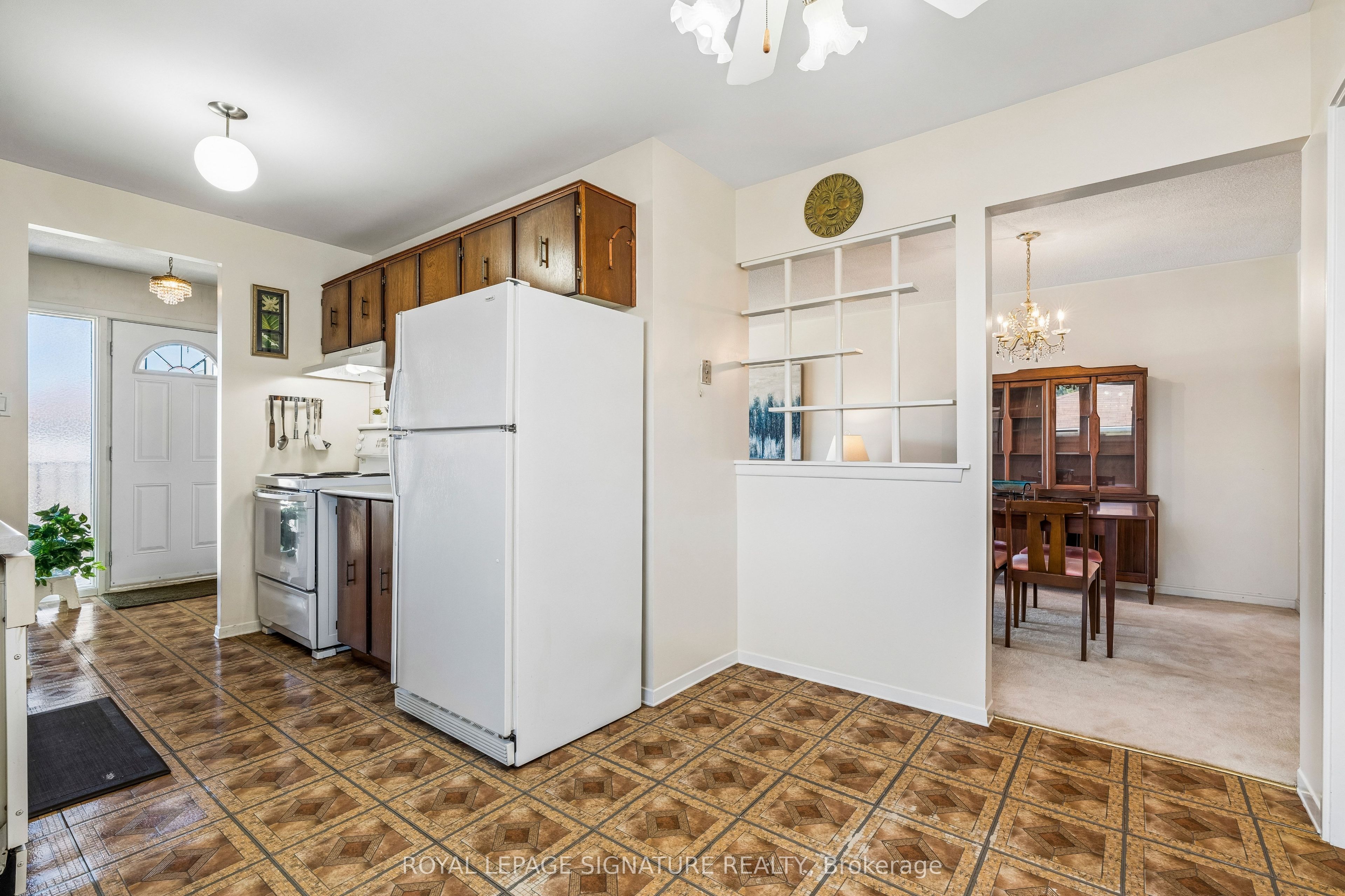 171 Petworth Crescent Property Photo 4