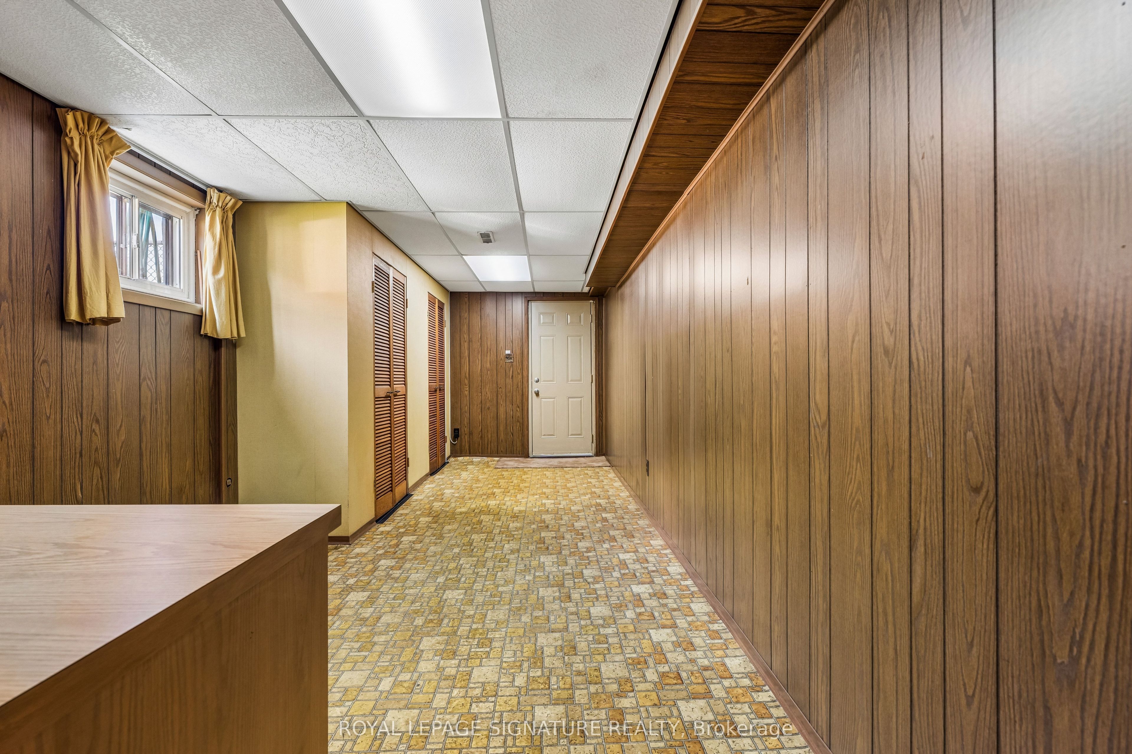 171 Petworth Crescent Property Photo 21
