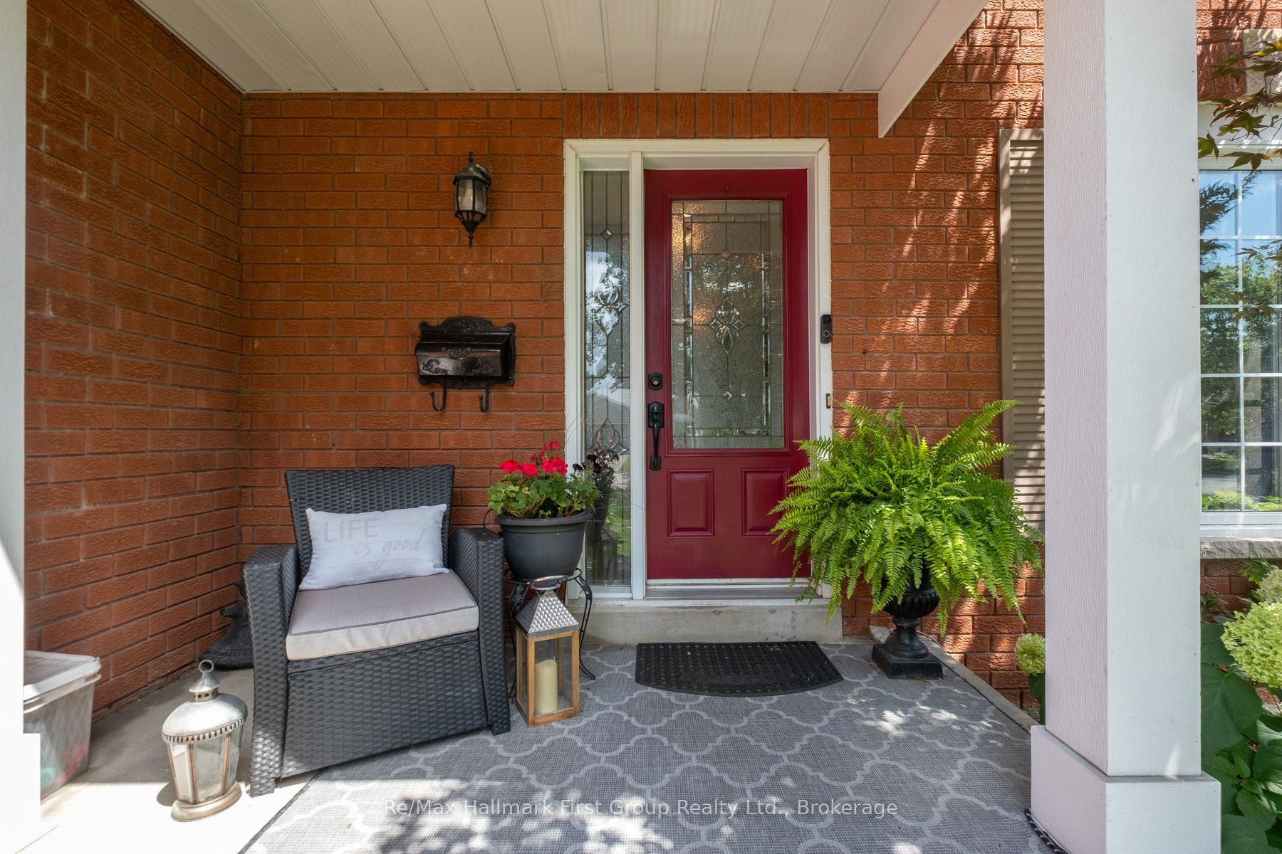 24 Strathmanor Drive Property Photo 8
