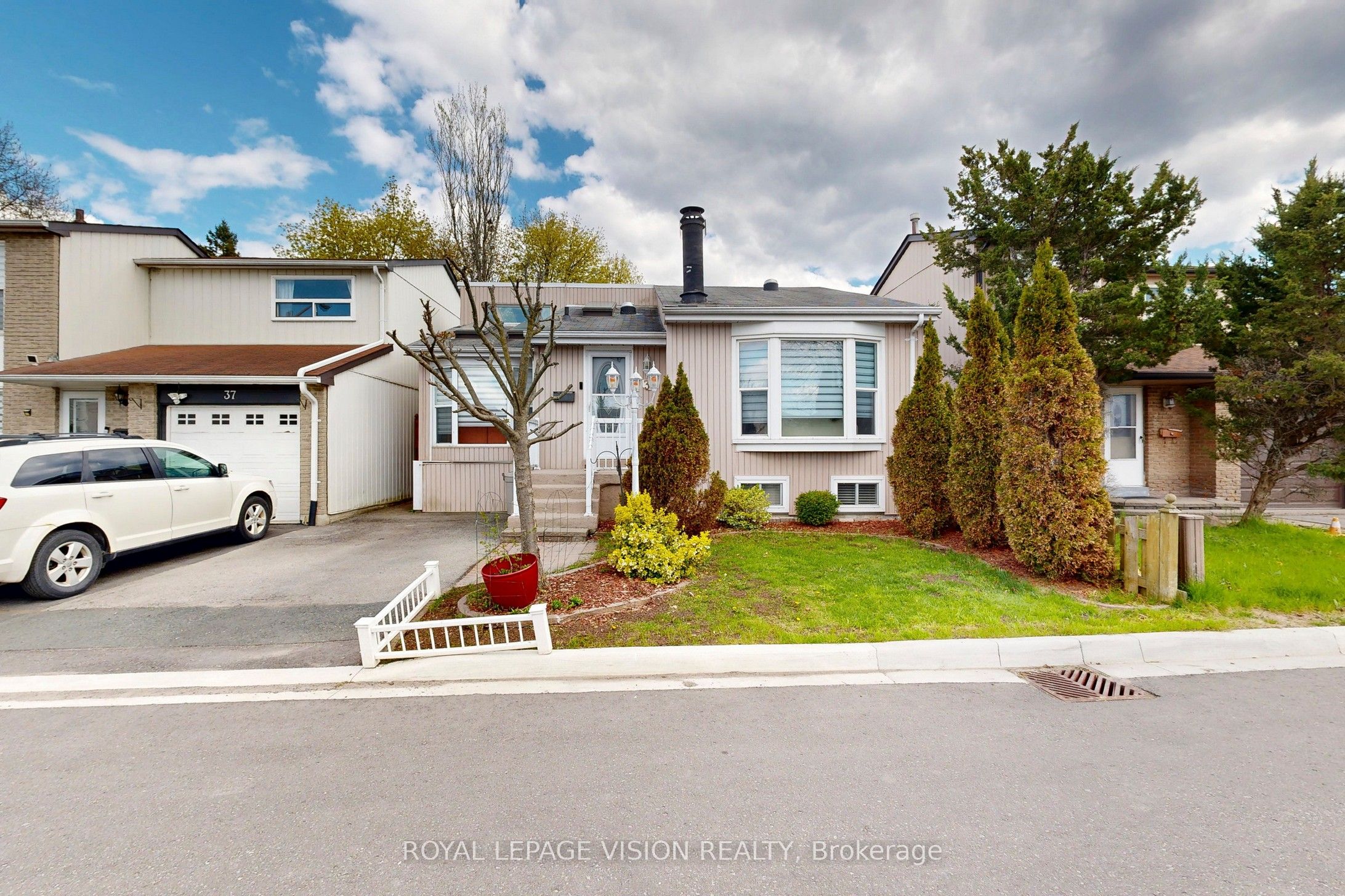 39 Lucas Lane 16 Property Photo 1
