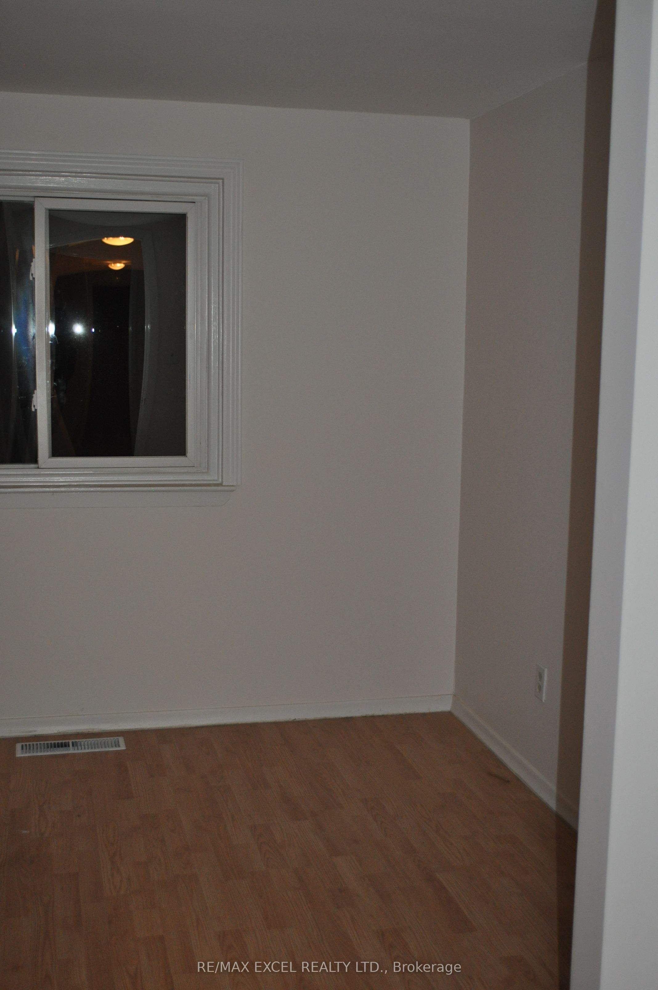 111 Bradstone Square Property Photo 21
