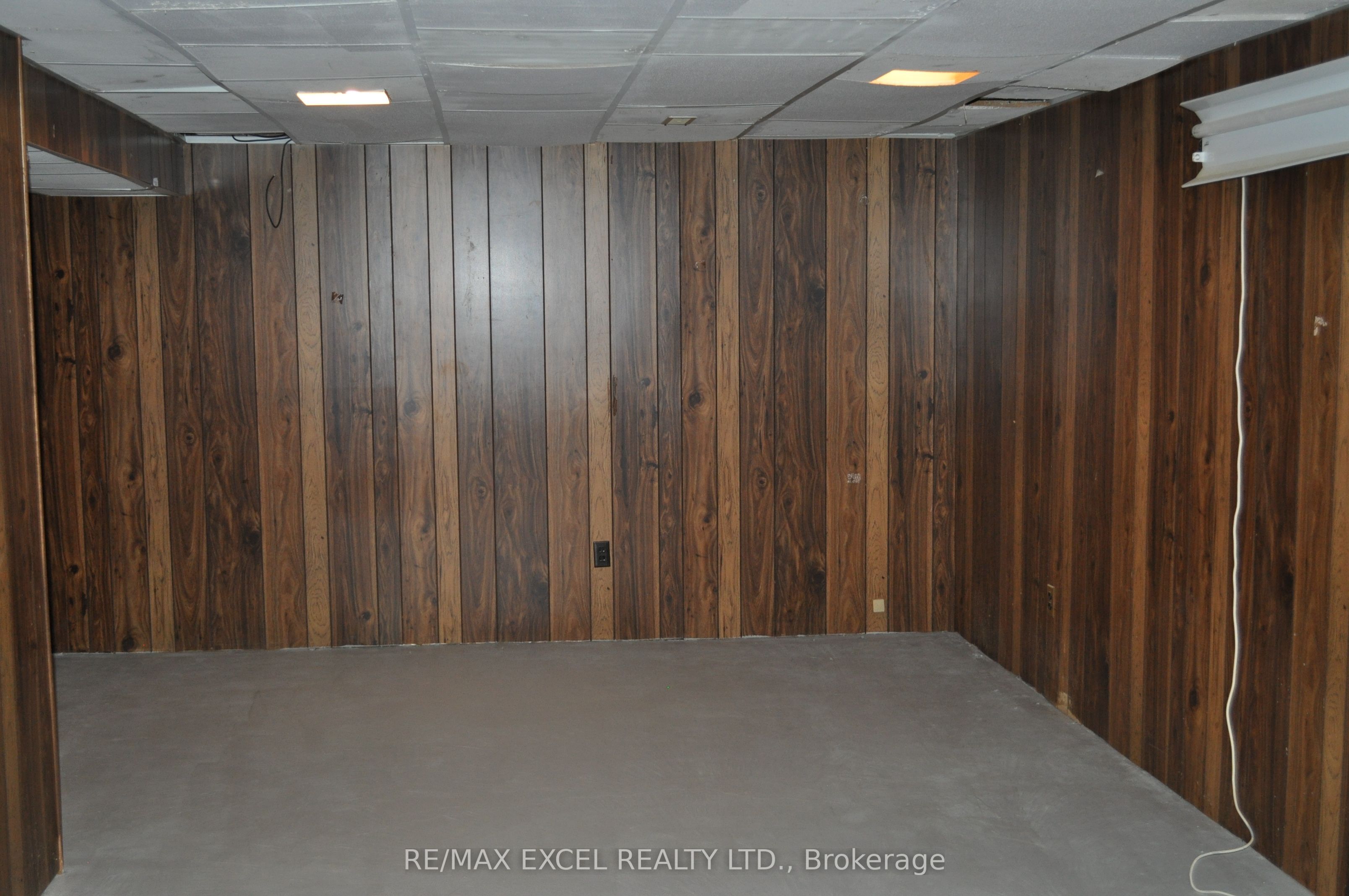 111 Bradstone Square Property Photo 25