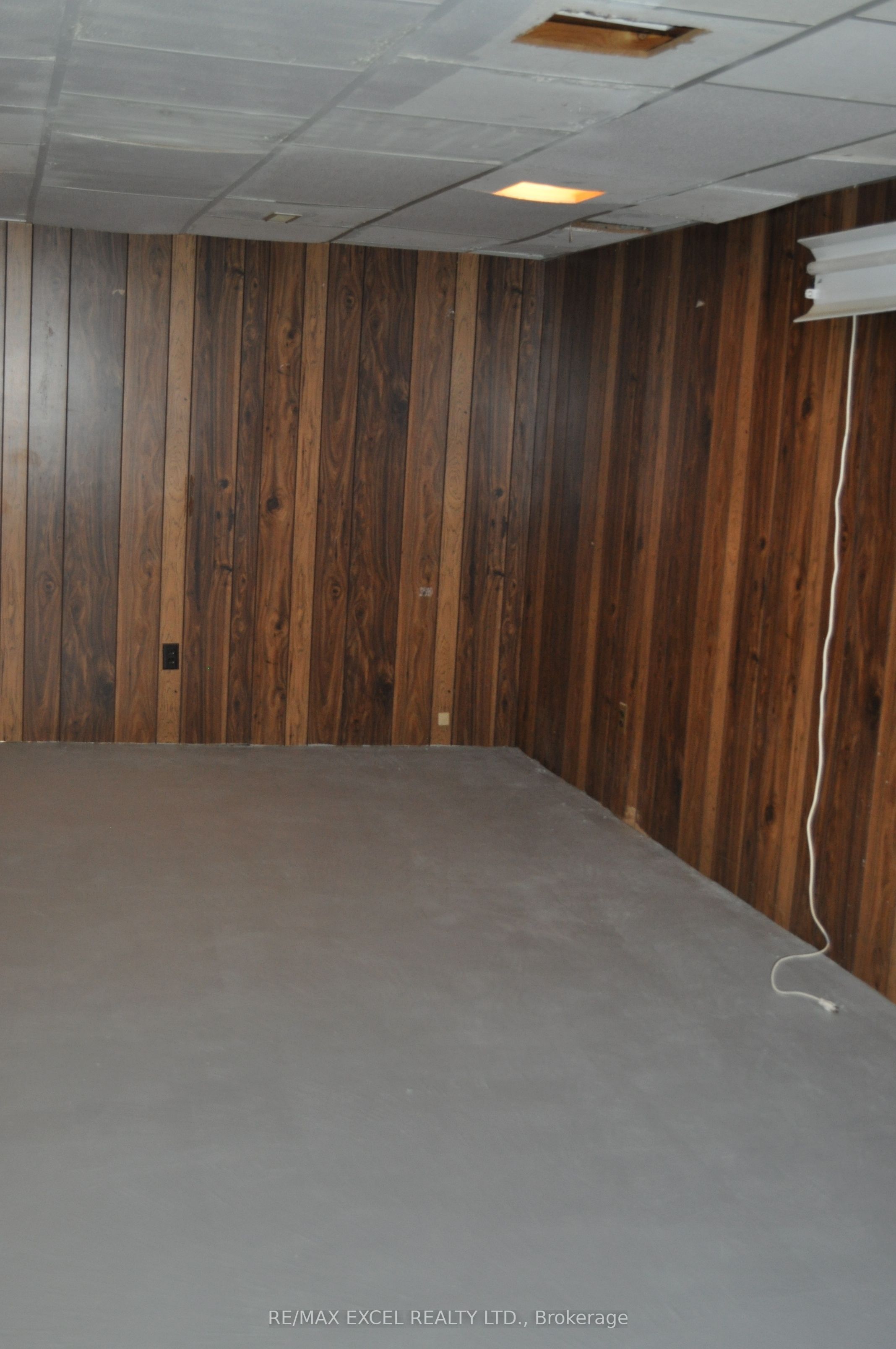 111 Bradstone Square Property Photo 26