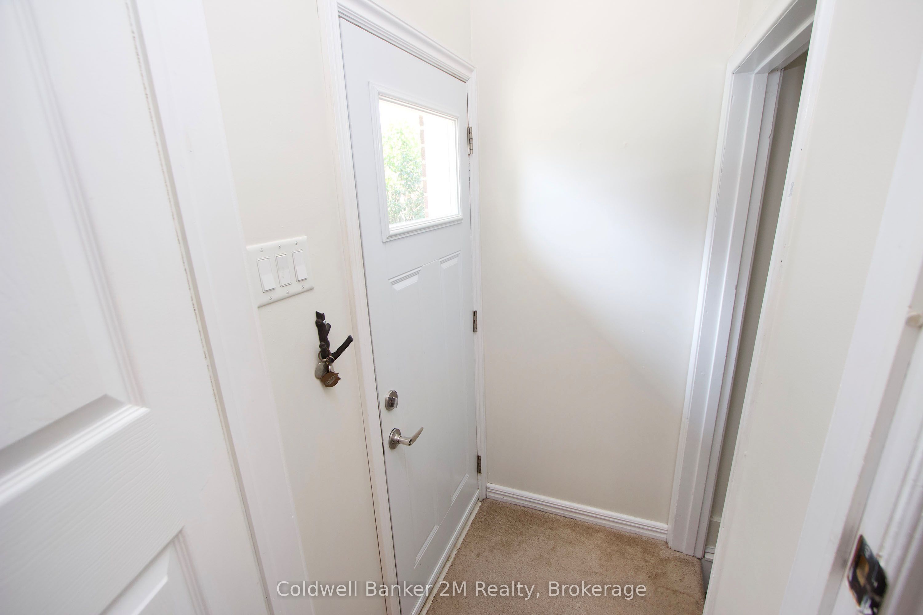 276 Park Road N Property Photo 19