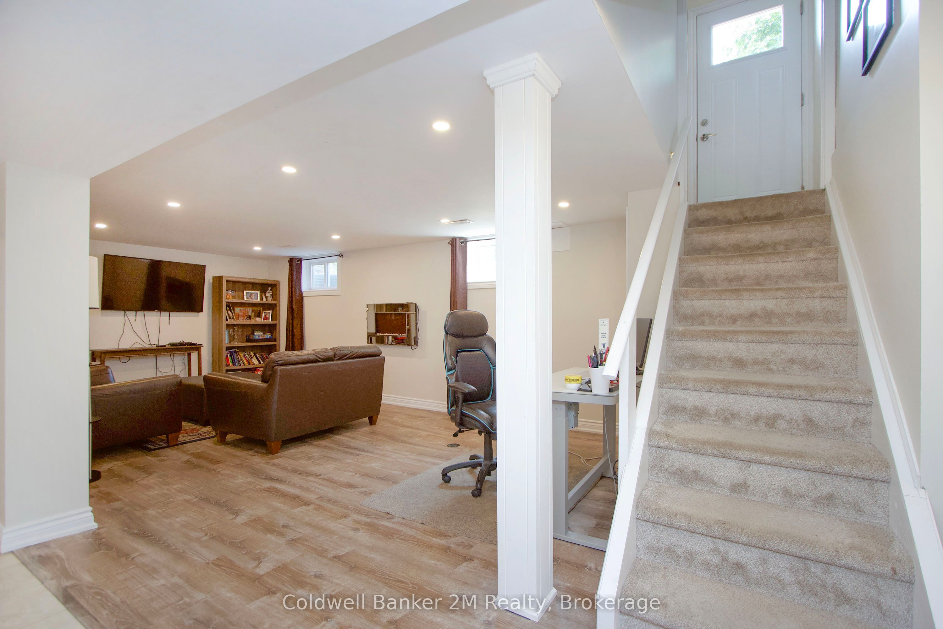 276 Park Road N Property Photo 20
