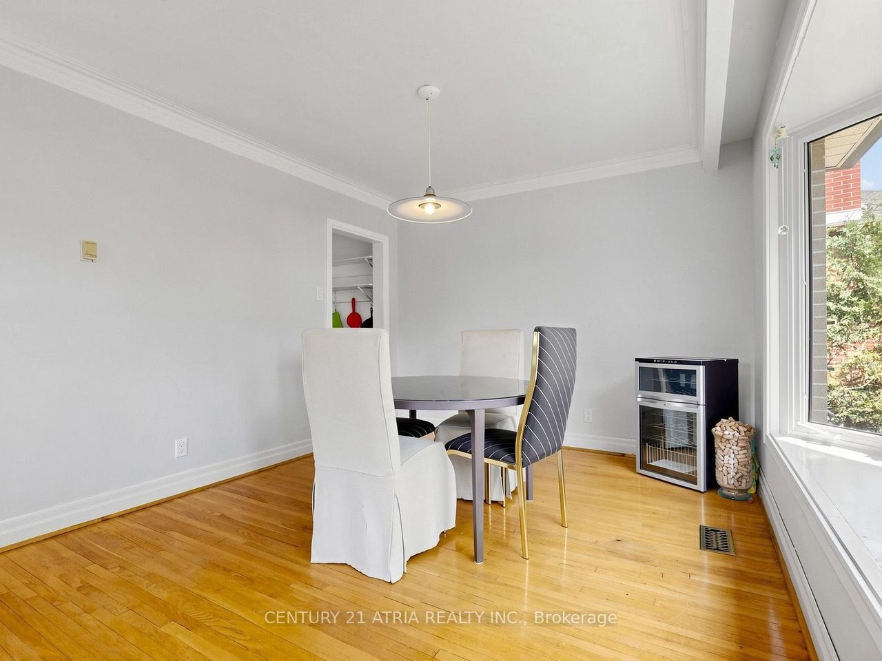 22 Jeffton Crescent Property Photo 9