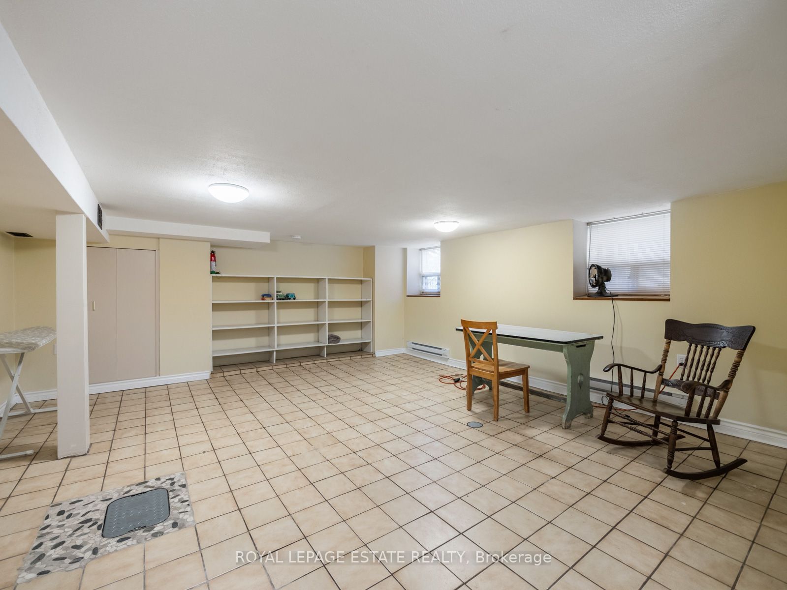 2275 Queen Street E Property Photo 35
