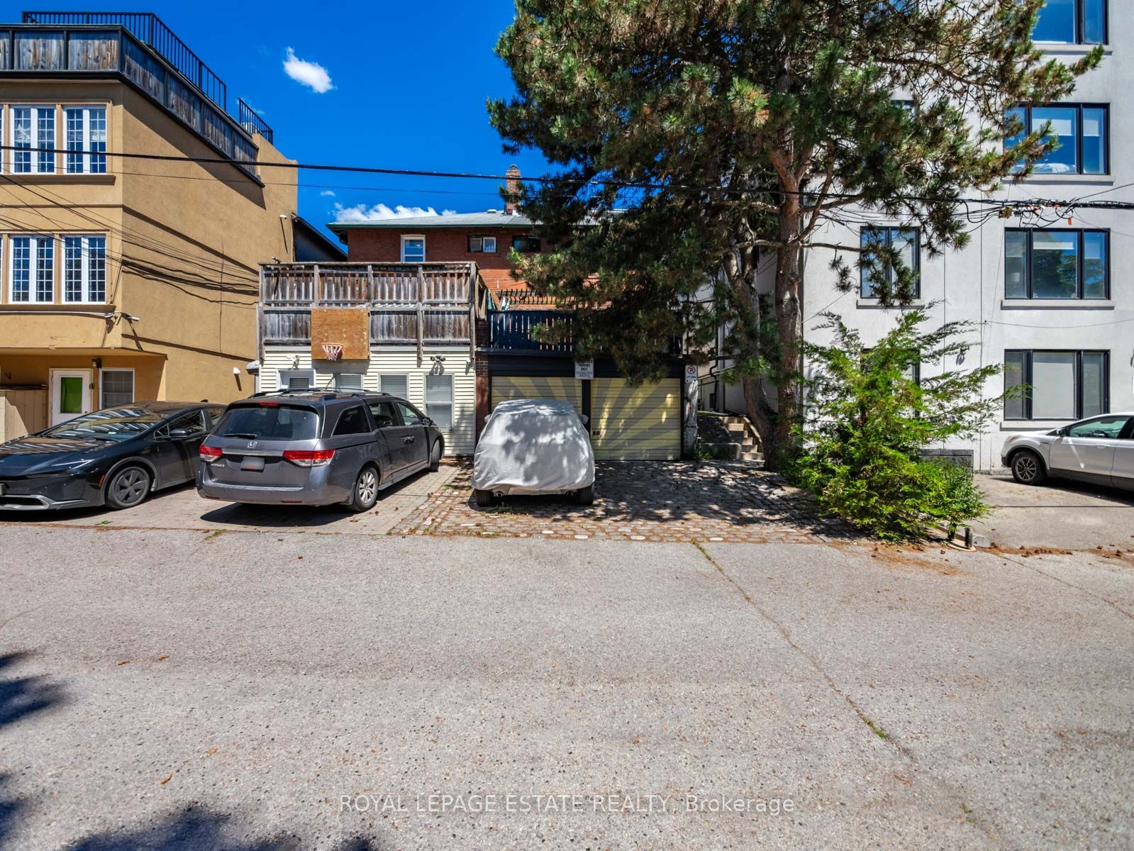 2275 Queen Street E Property Photo 47