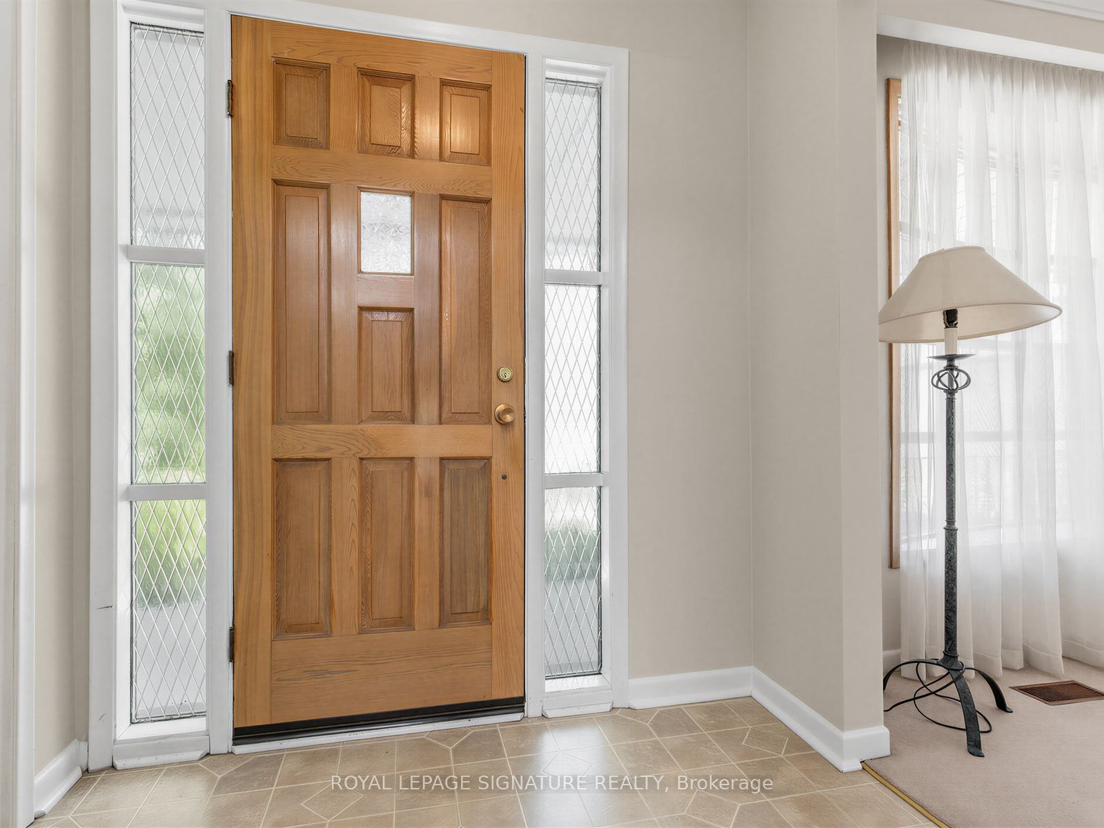 162 Bathgate Drive Property Photo 3
