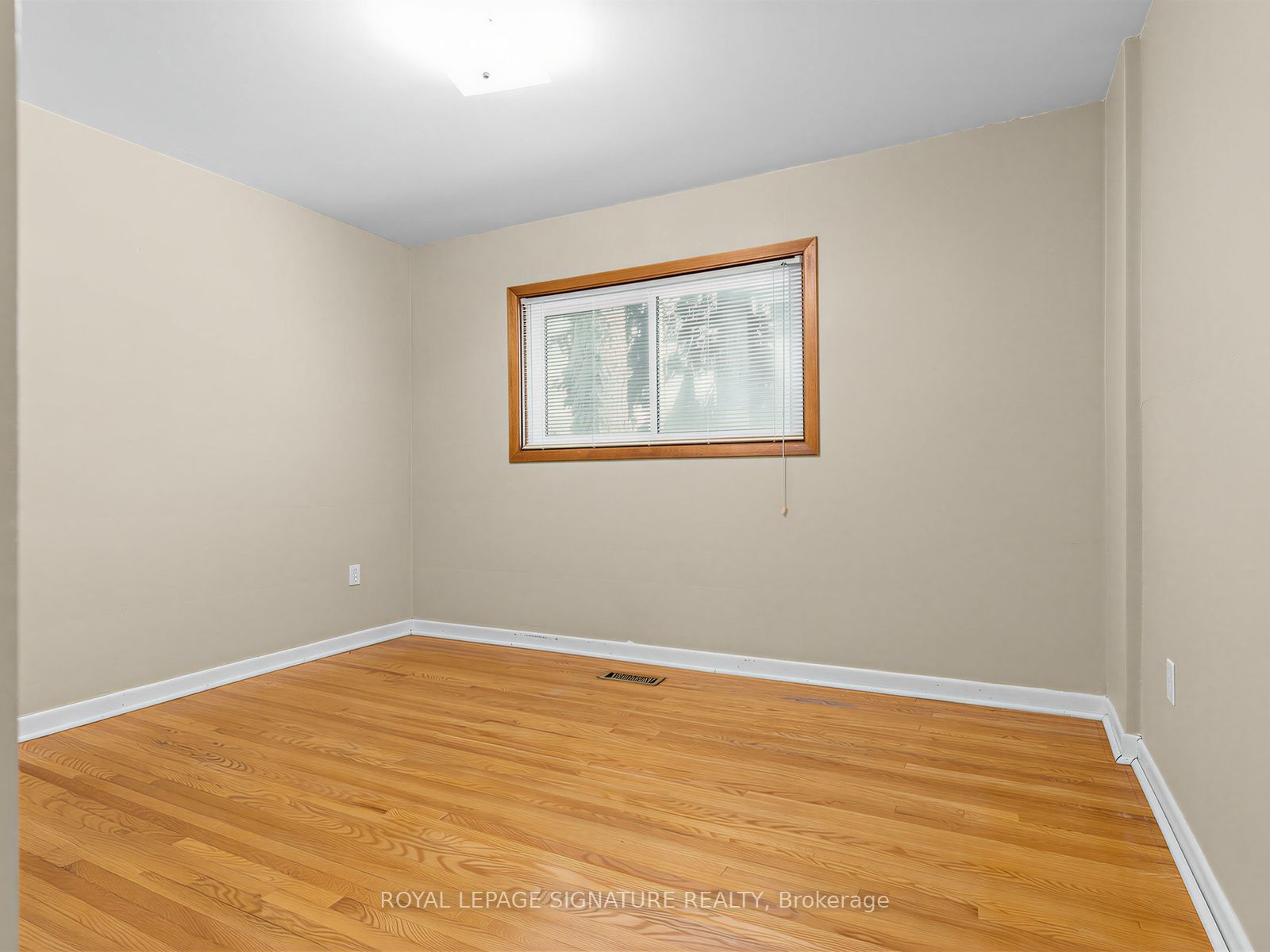 162 Bathgate Drive Property Photo 17