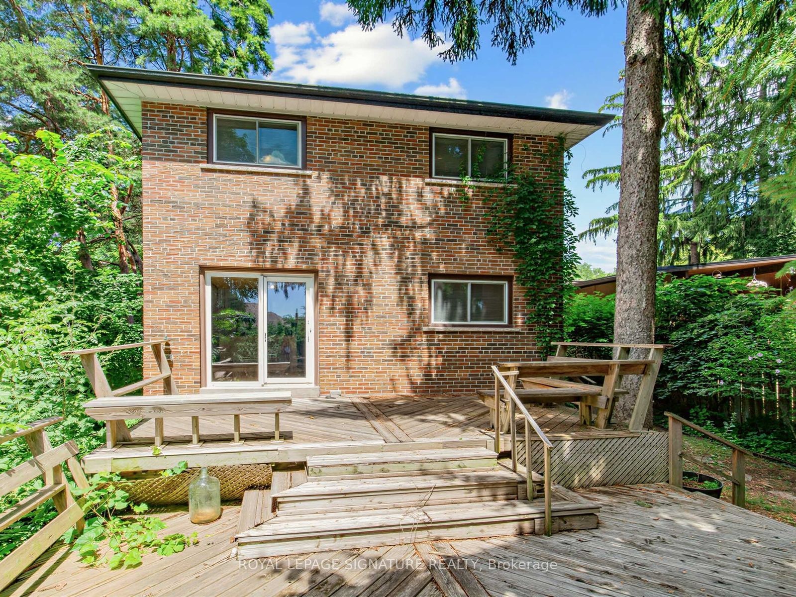 162 Bathgate Drive Property Photo 34