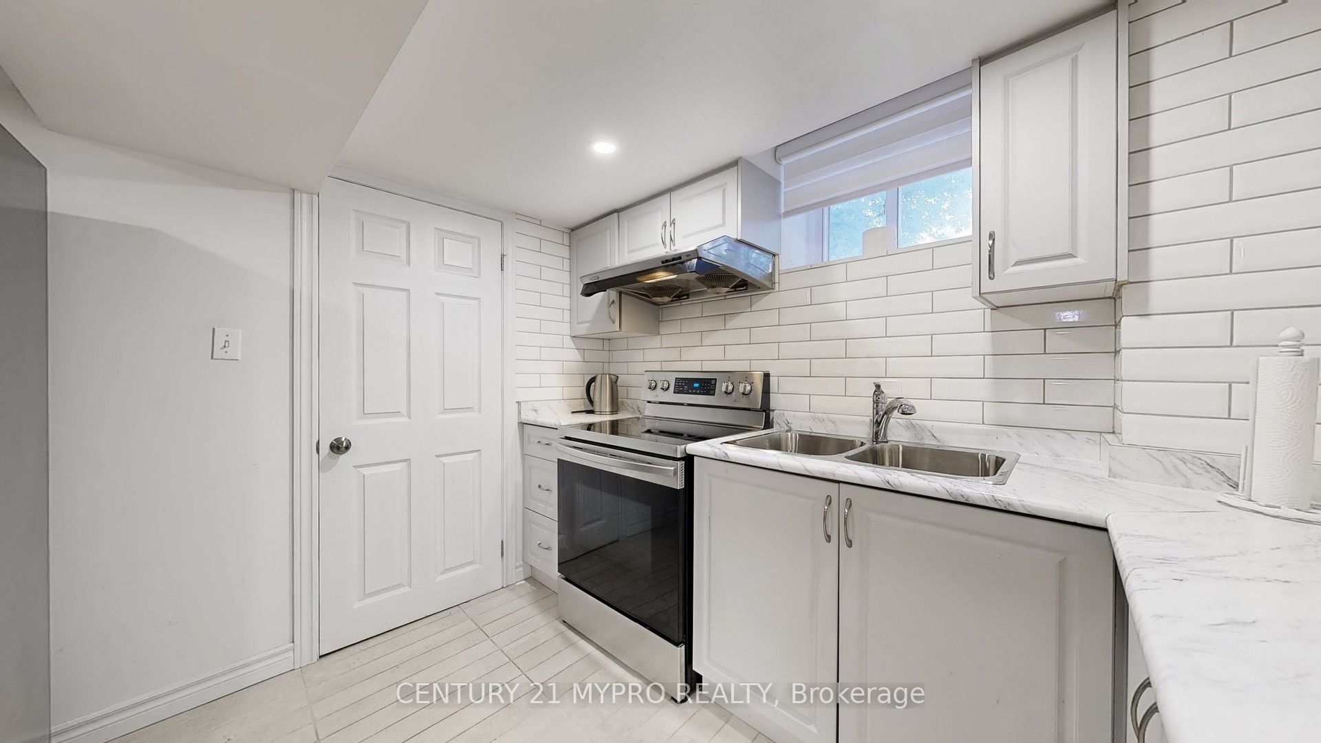 56 Bailey Crescent Bsmt Property Photo 14