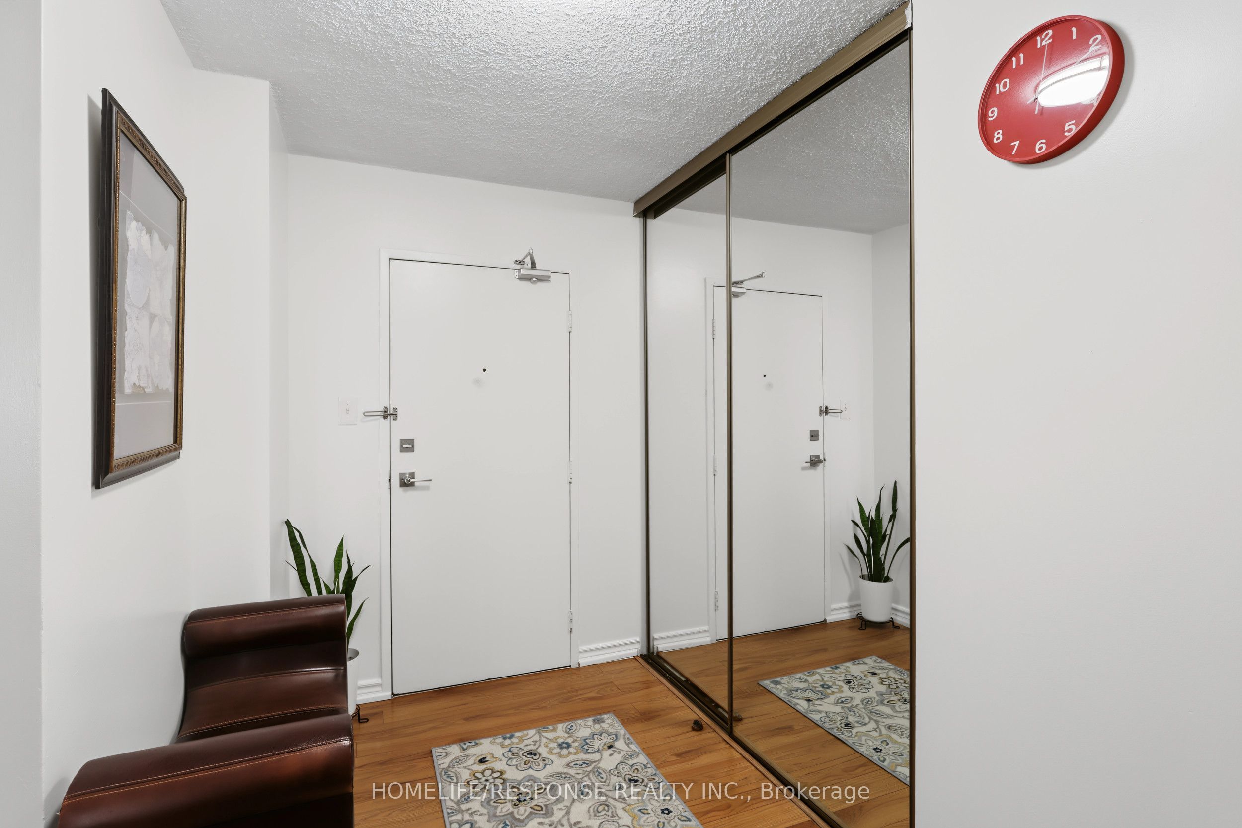 100 Echo Point 1801 Property Photo 4