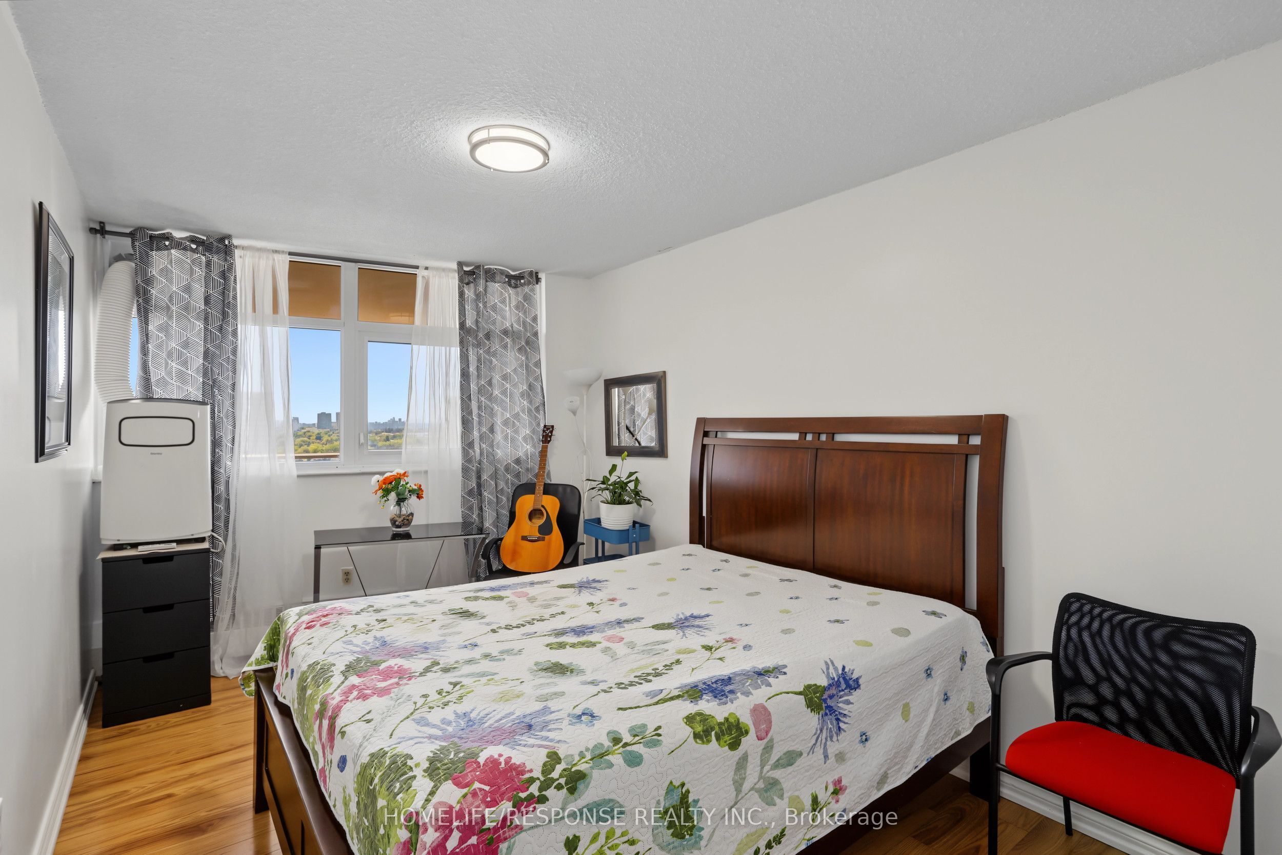100 Echo Point 1801 Property Photo 15