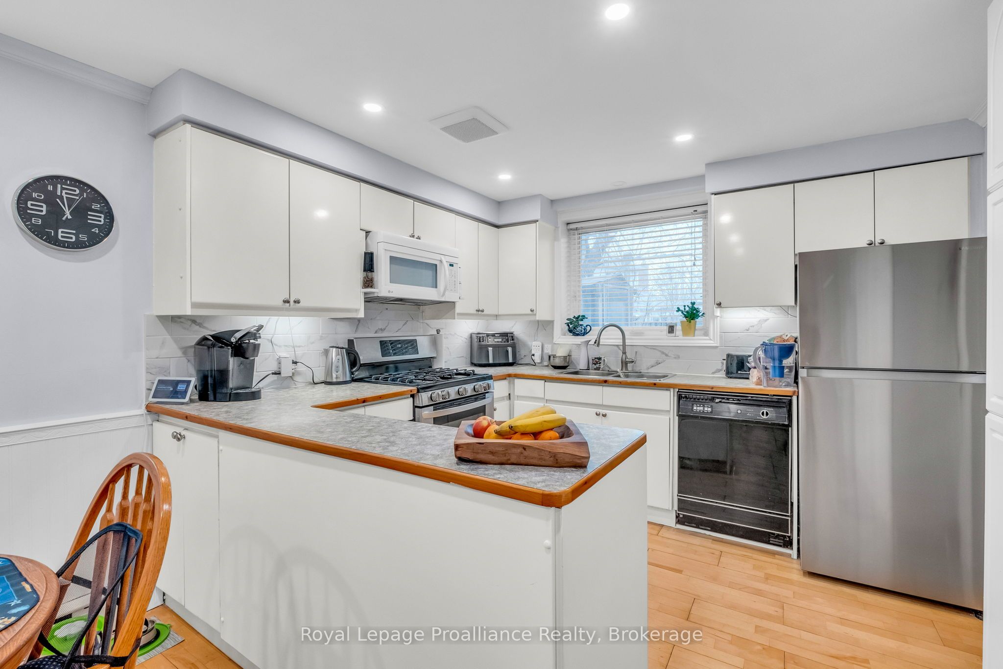 394 Sunset Boulevard Property Photo 11