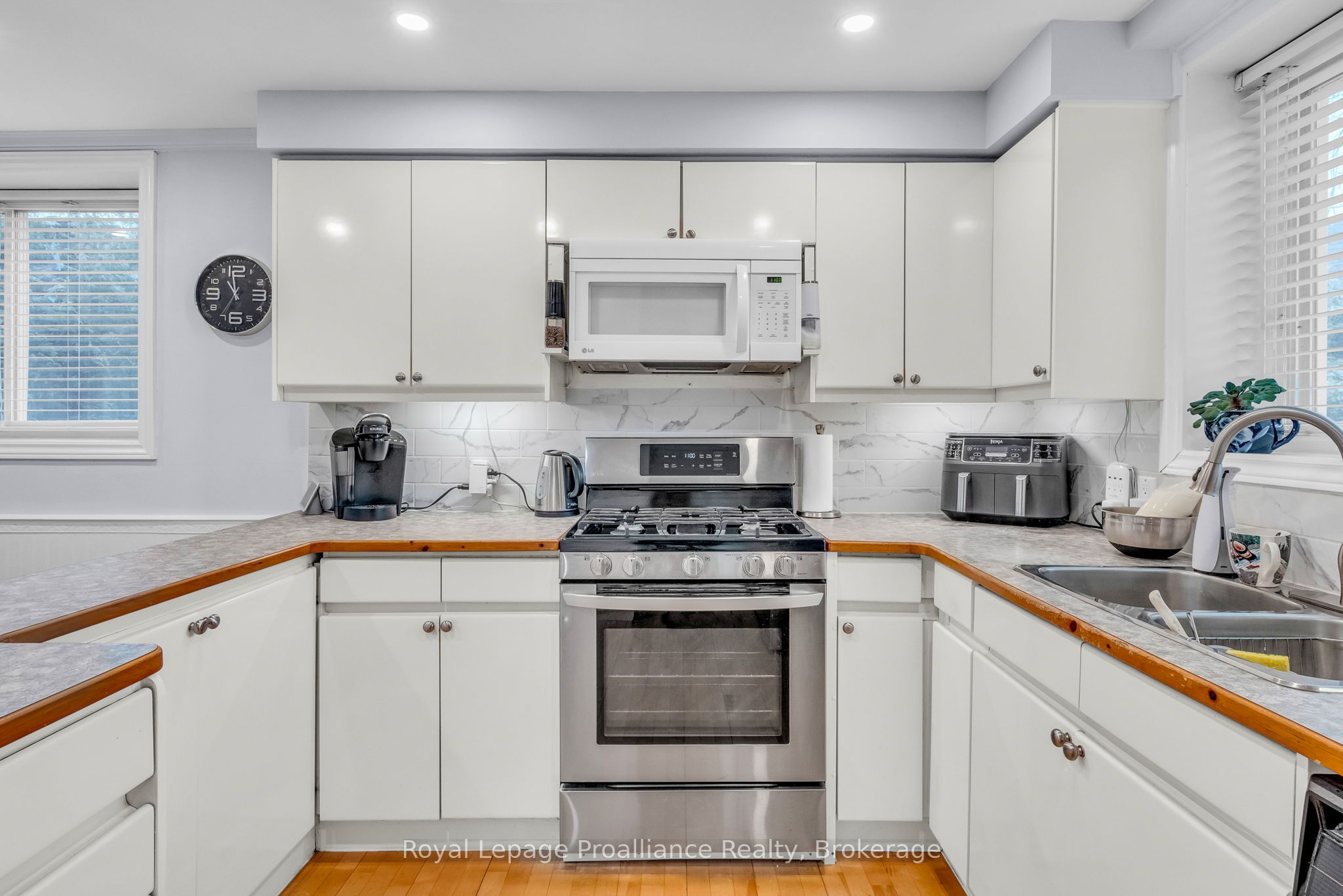 394 Sunset Boulevard Property Photo 12