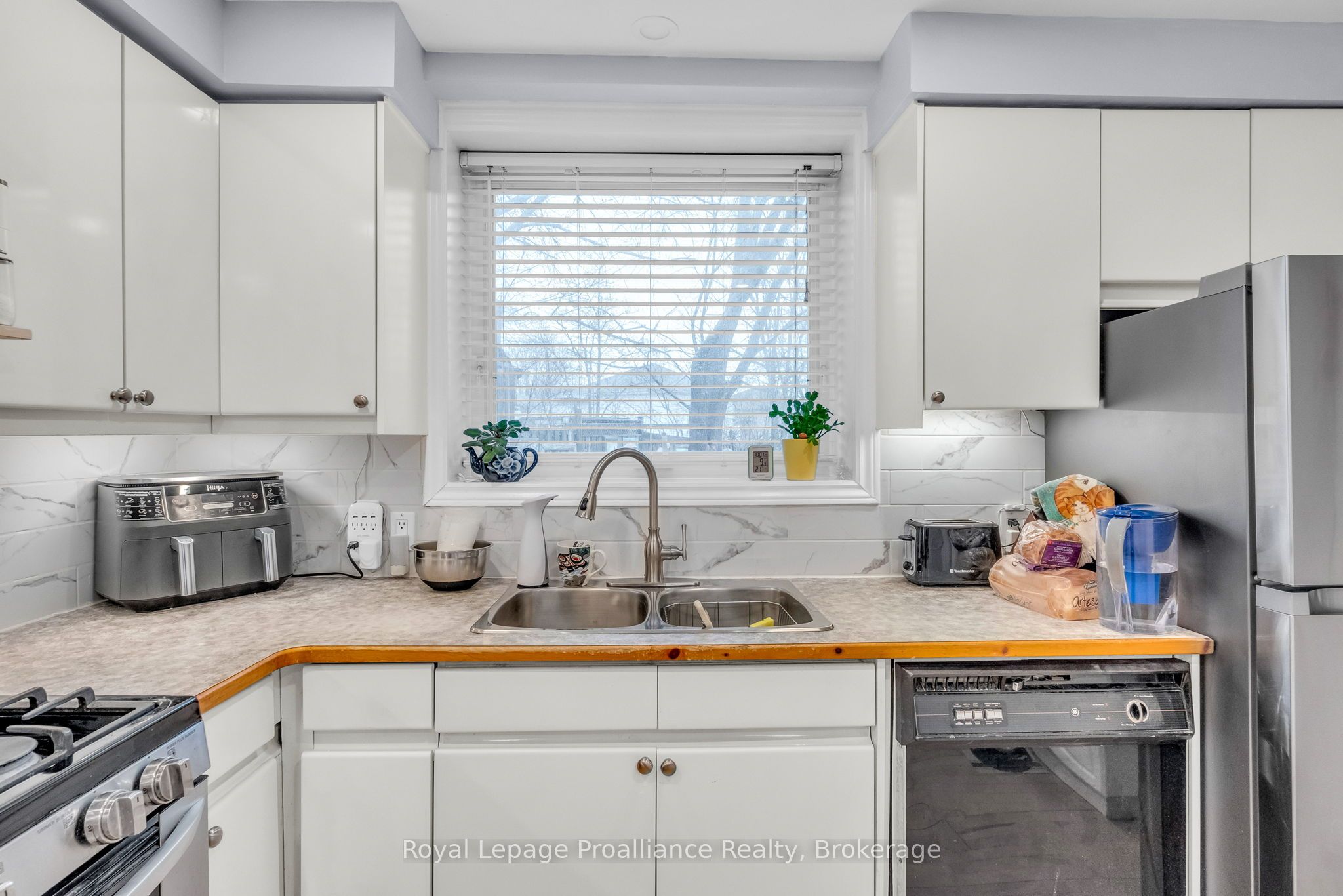 394 Sunset Boulevard Property Photo 17
