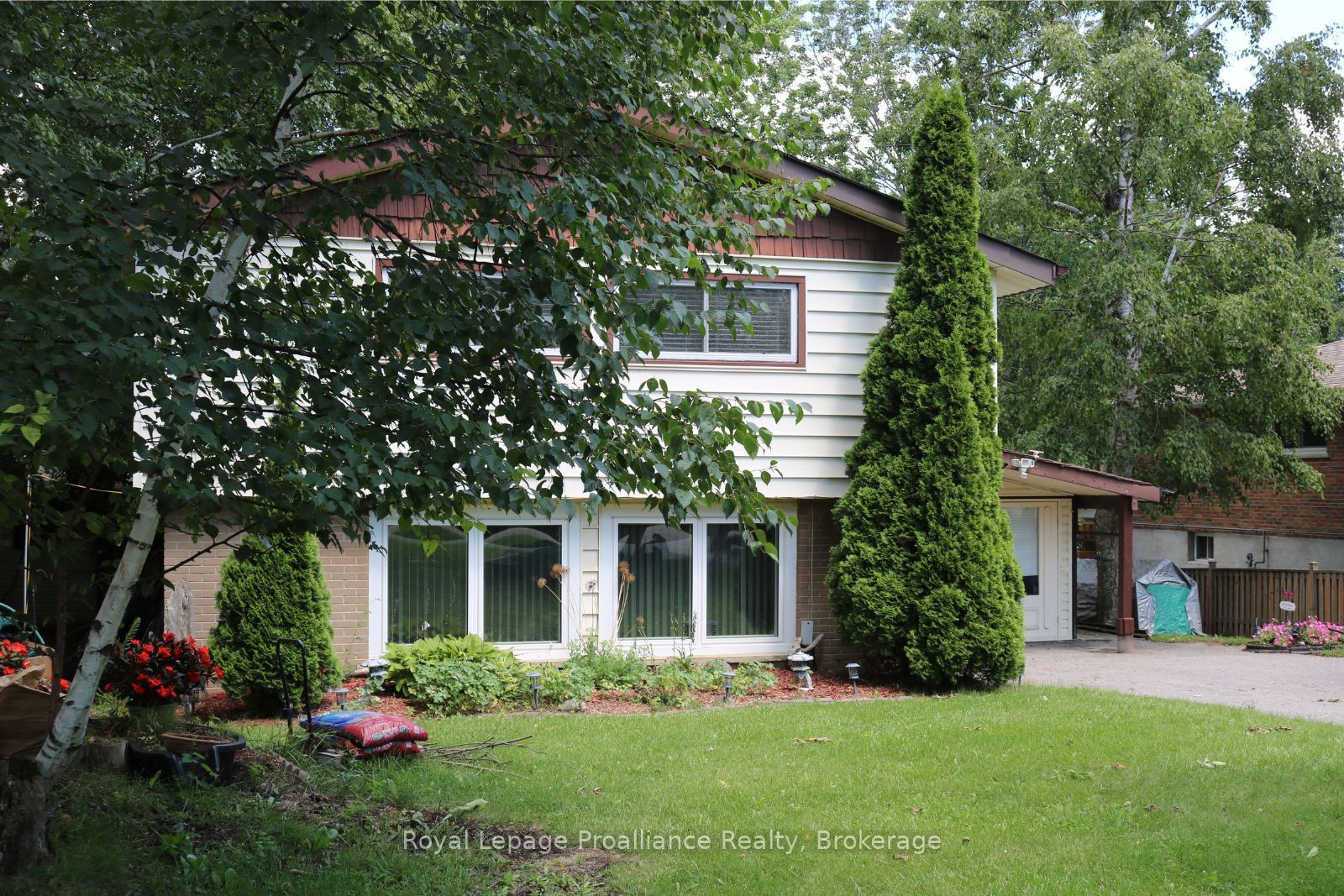394 Sunset Boulevard Property Photo 33