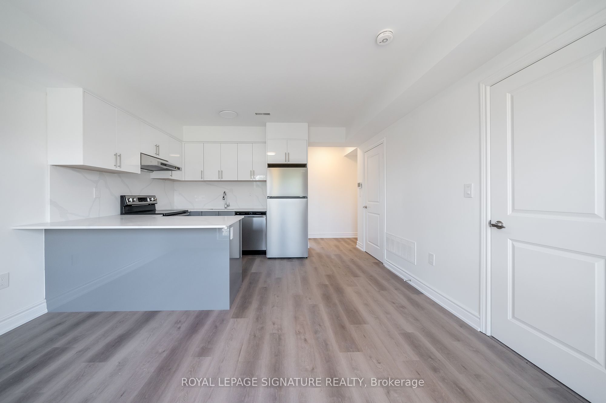 2052 Pharmacy Avenue 3 Property Photo 3