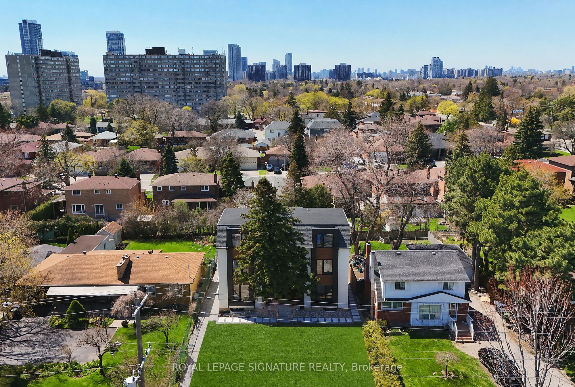2052 Pharmacy Avenue 3 Property Photo 19