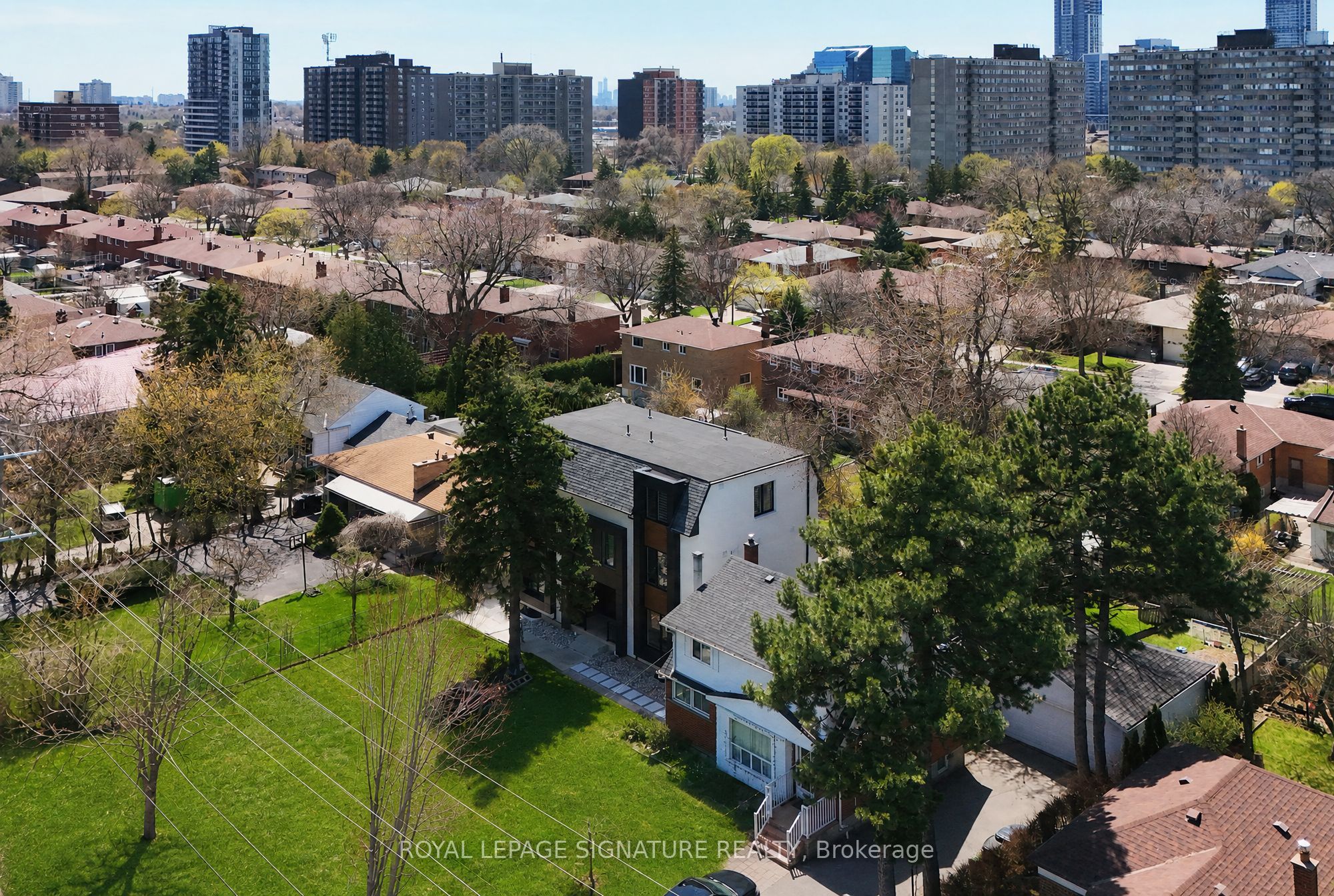 2052 Pharmacy Avenue 3 Property Photo 20