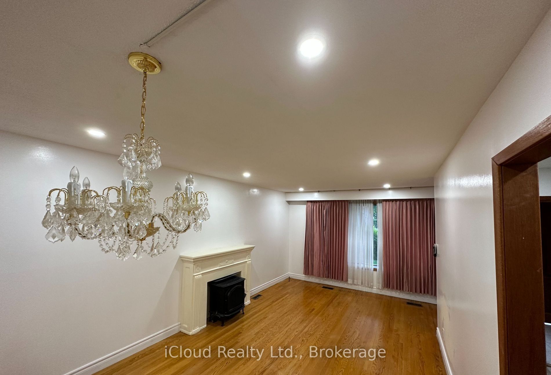 325 Dyson Road Property Photo 5