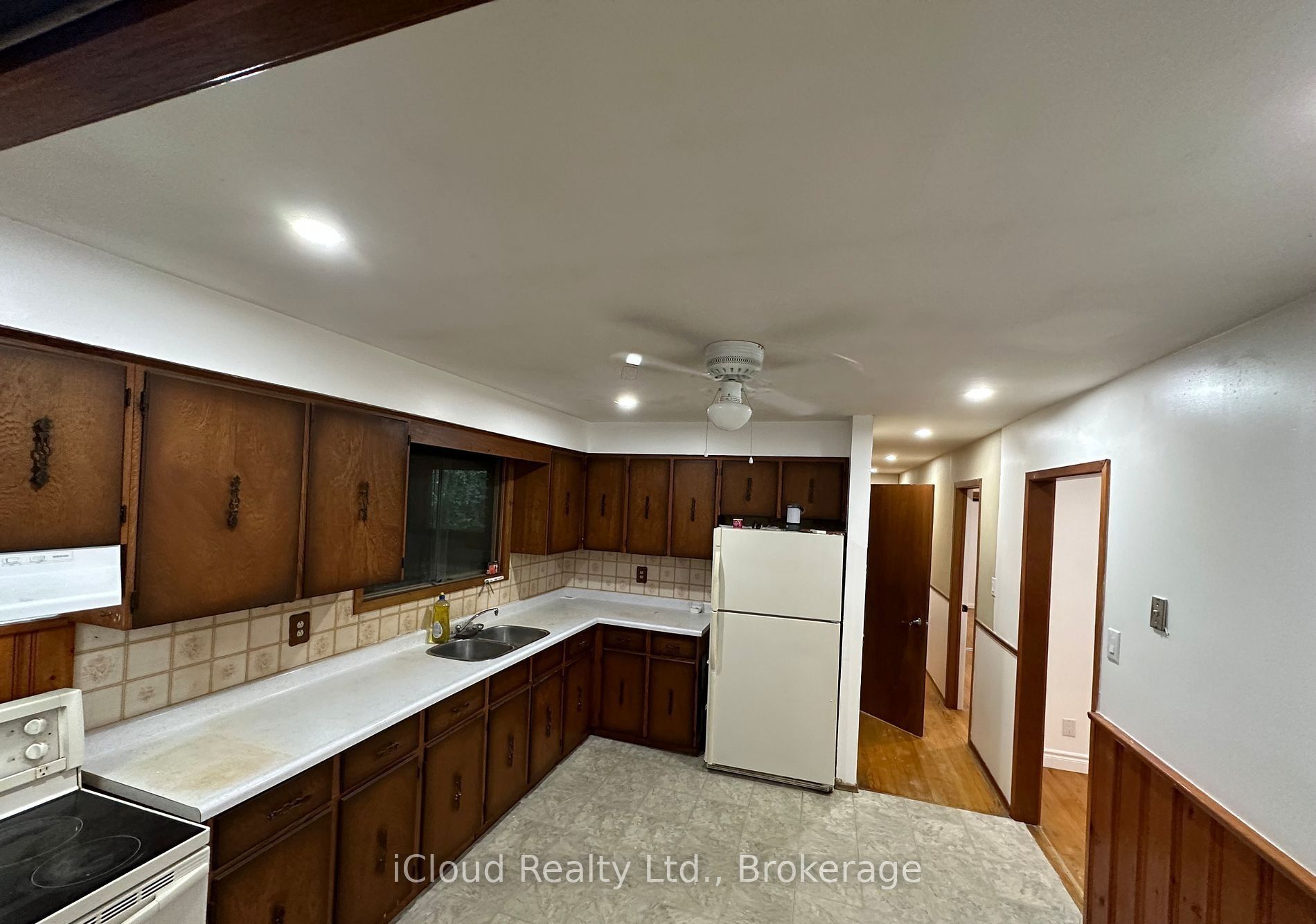 325 Dyson Road Property Photo 8