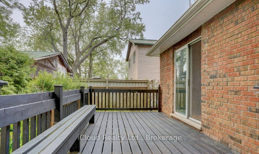 325 Dyson Road Property Photo 23