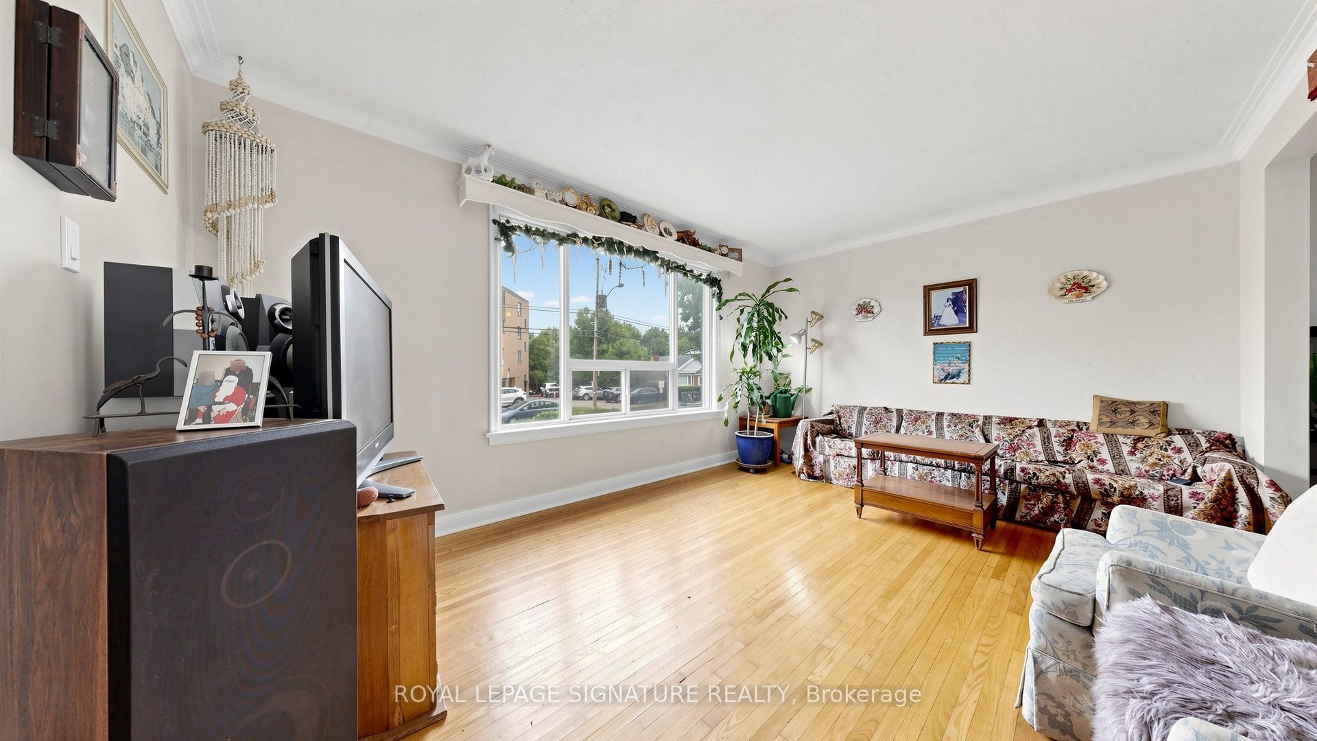 256 Ferris Road Property Photo 4