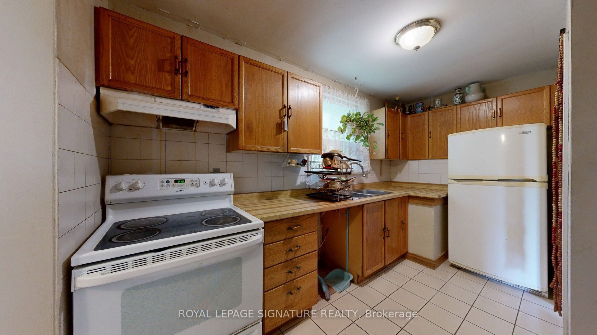 256 Ferris Road Property Photo 6