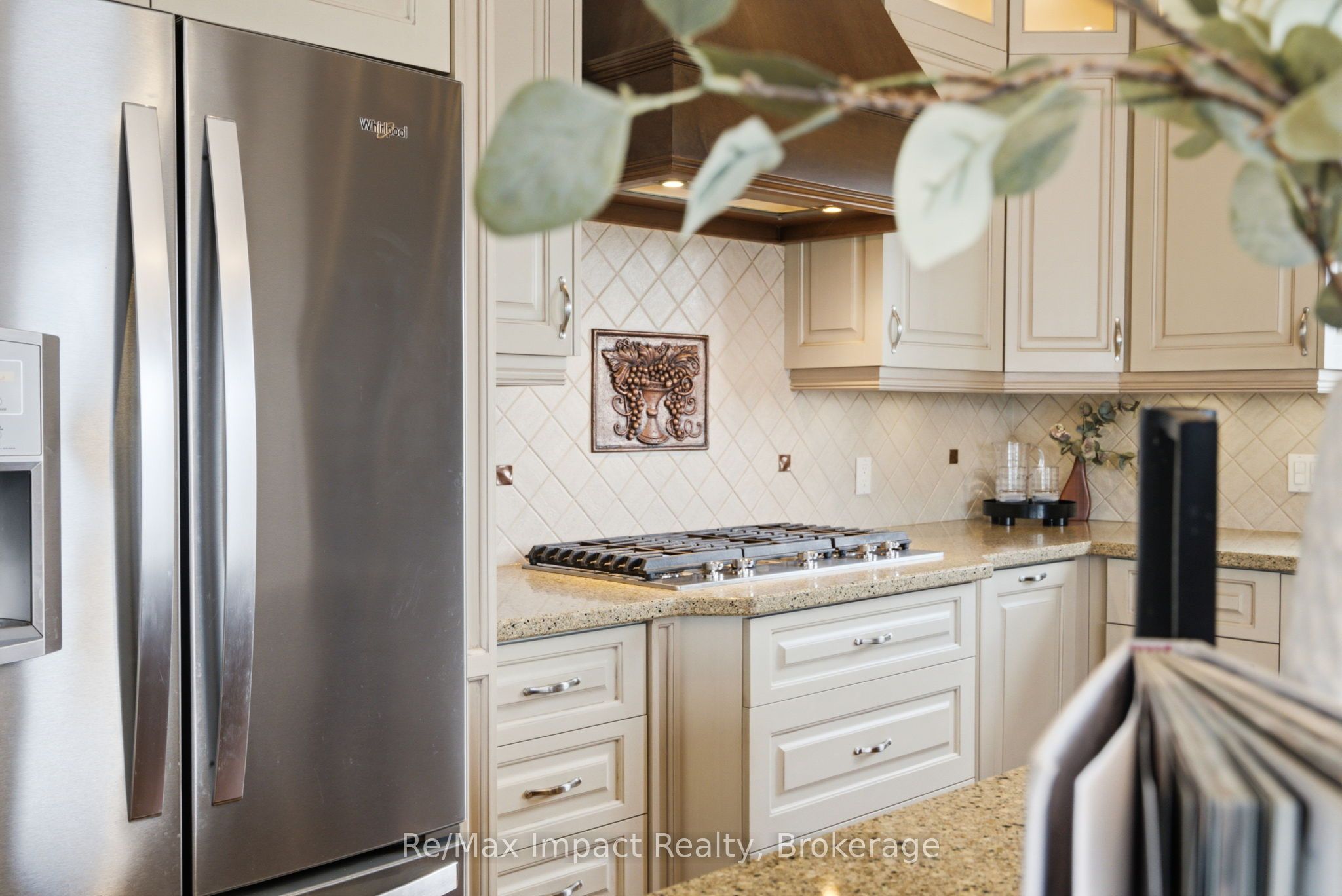 6300 Solina Road Property Photo 13