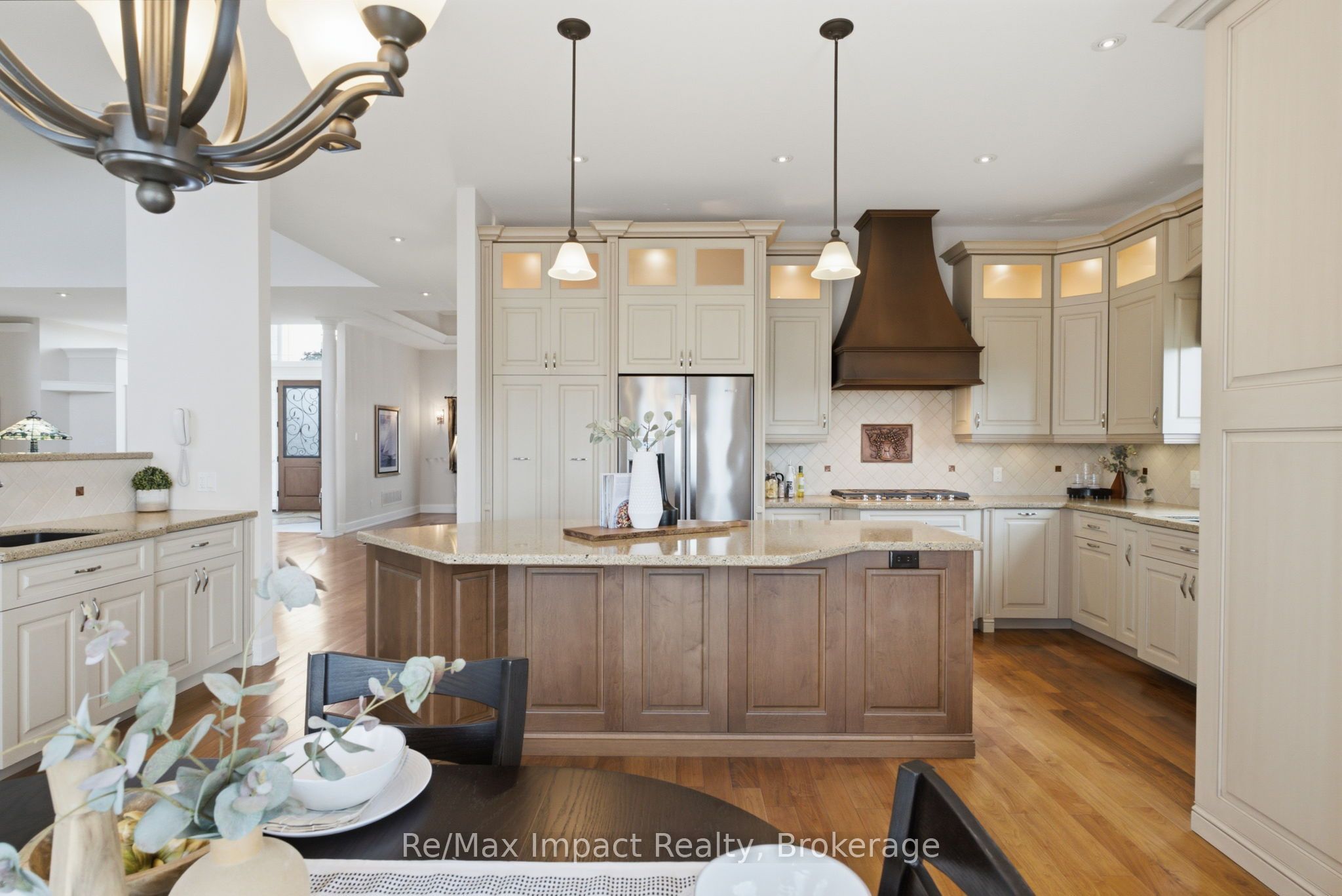 6300 Solina Road Property Photo 15