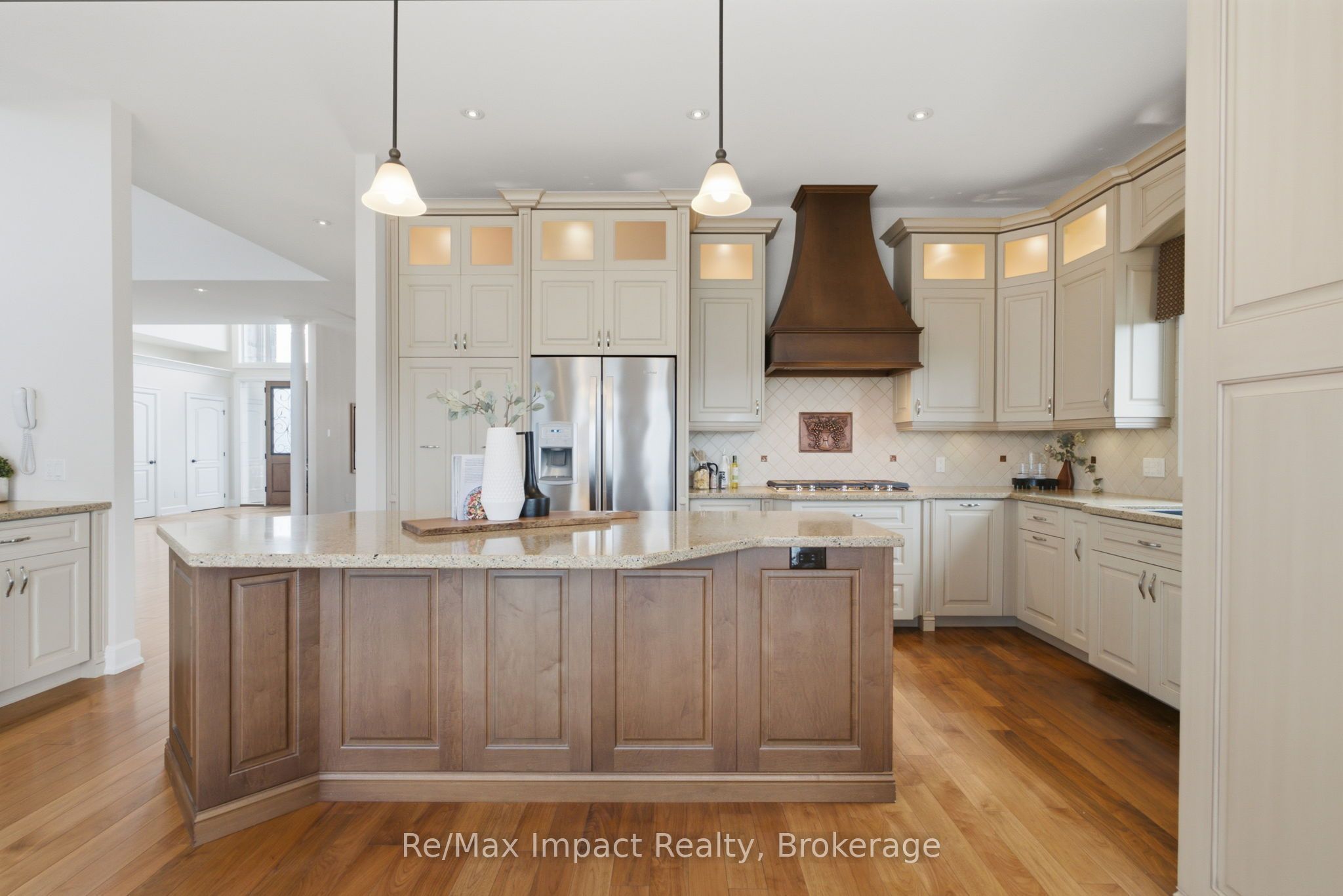 6300 Solina Road Property Photo 17