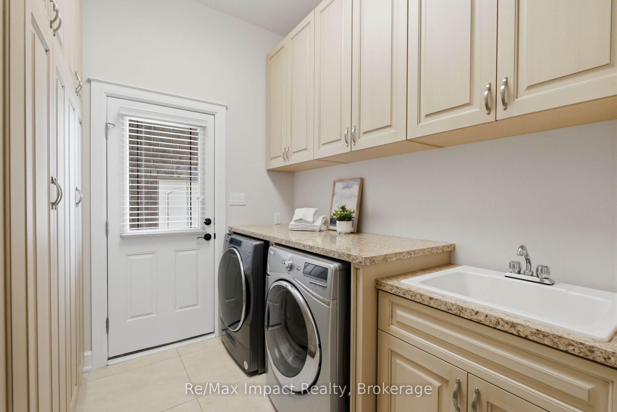 6300 Solina Road Property Photo 32